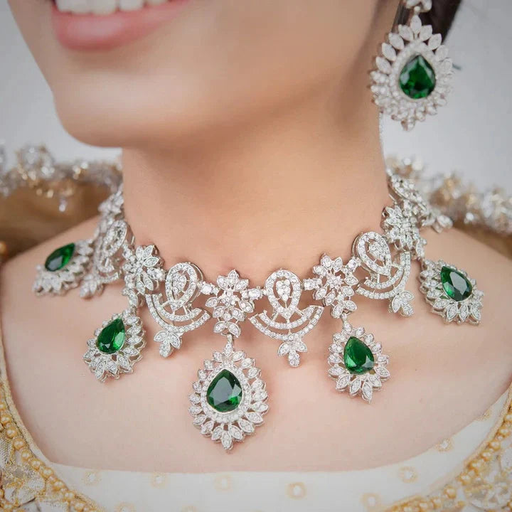 Buy Necklaces for Girls Online in Pakistan | jadeno.pk