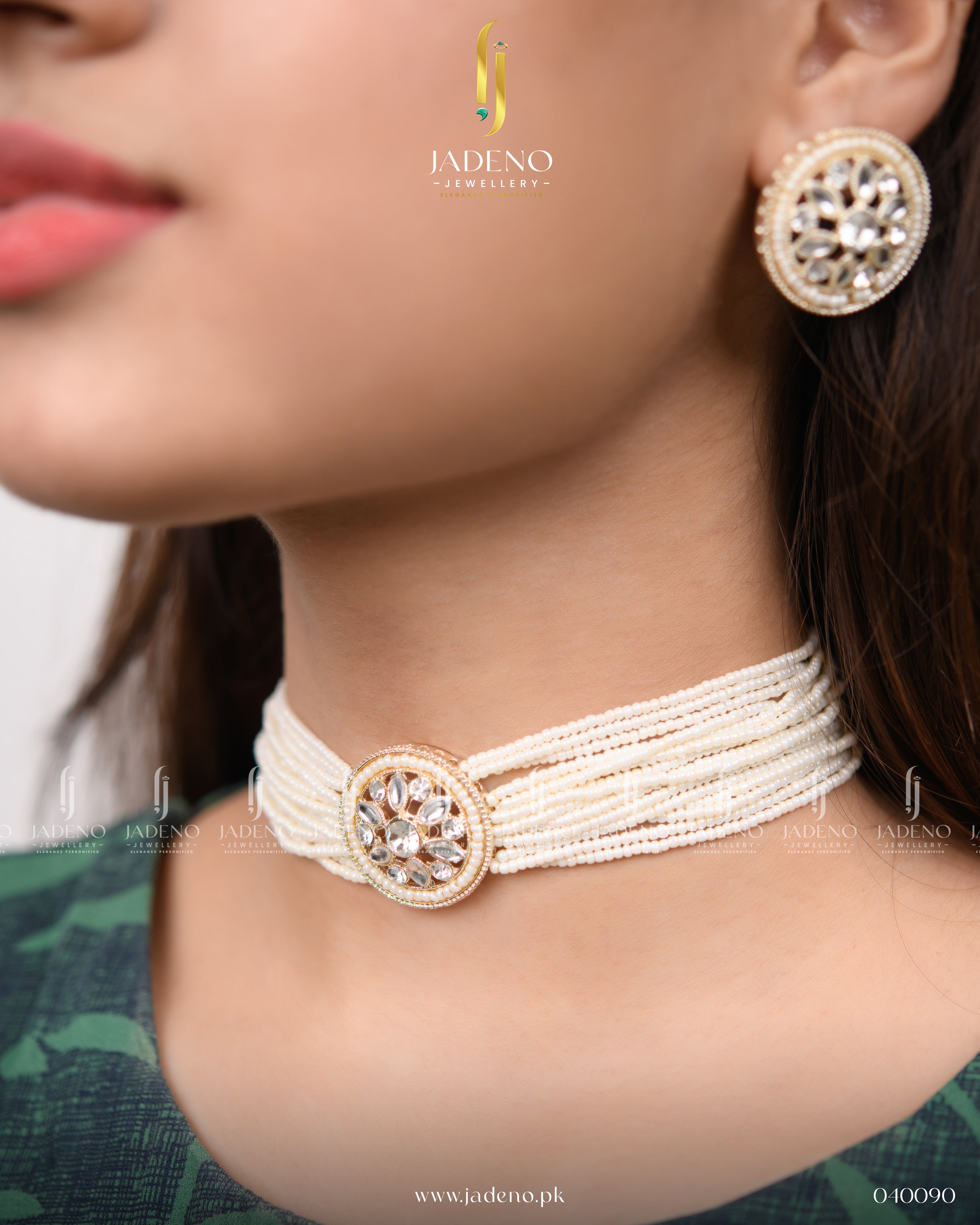 White Kundan Studded Choker set with Tika