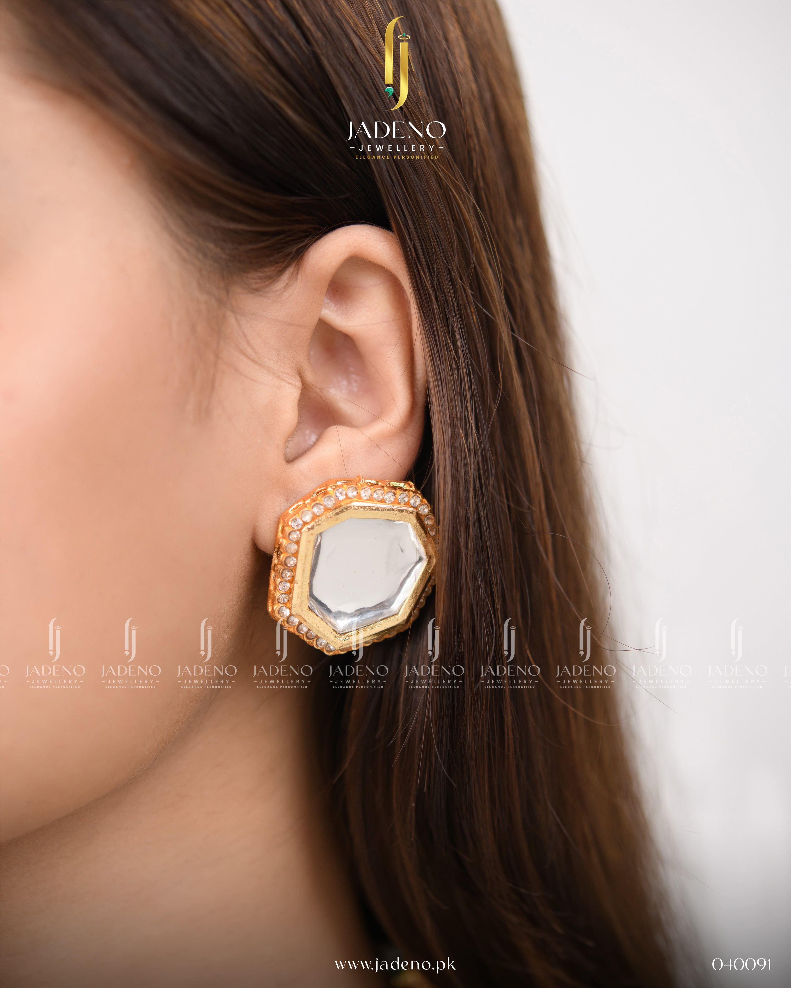 Big Sized Kundan Crystal Octagonal Set