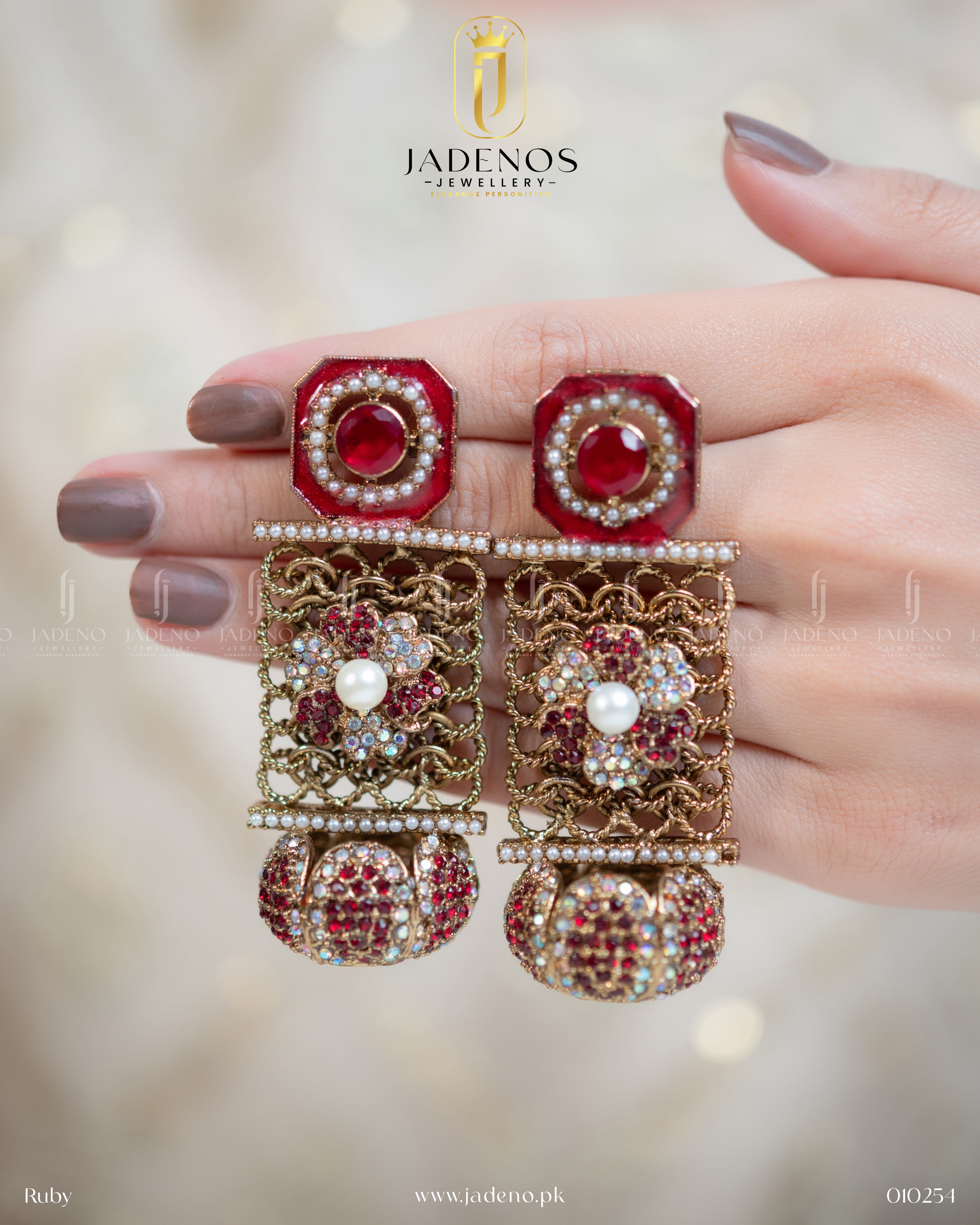 Nayab-e-Kanwal Earrings
