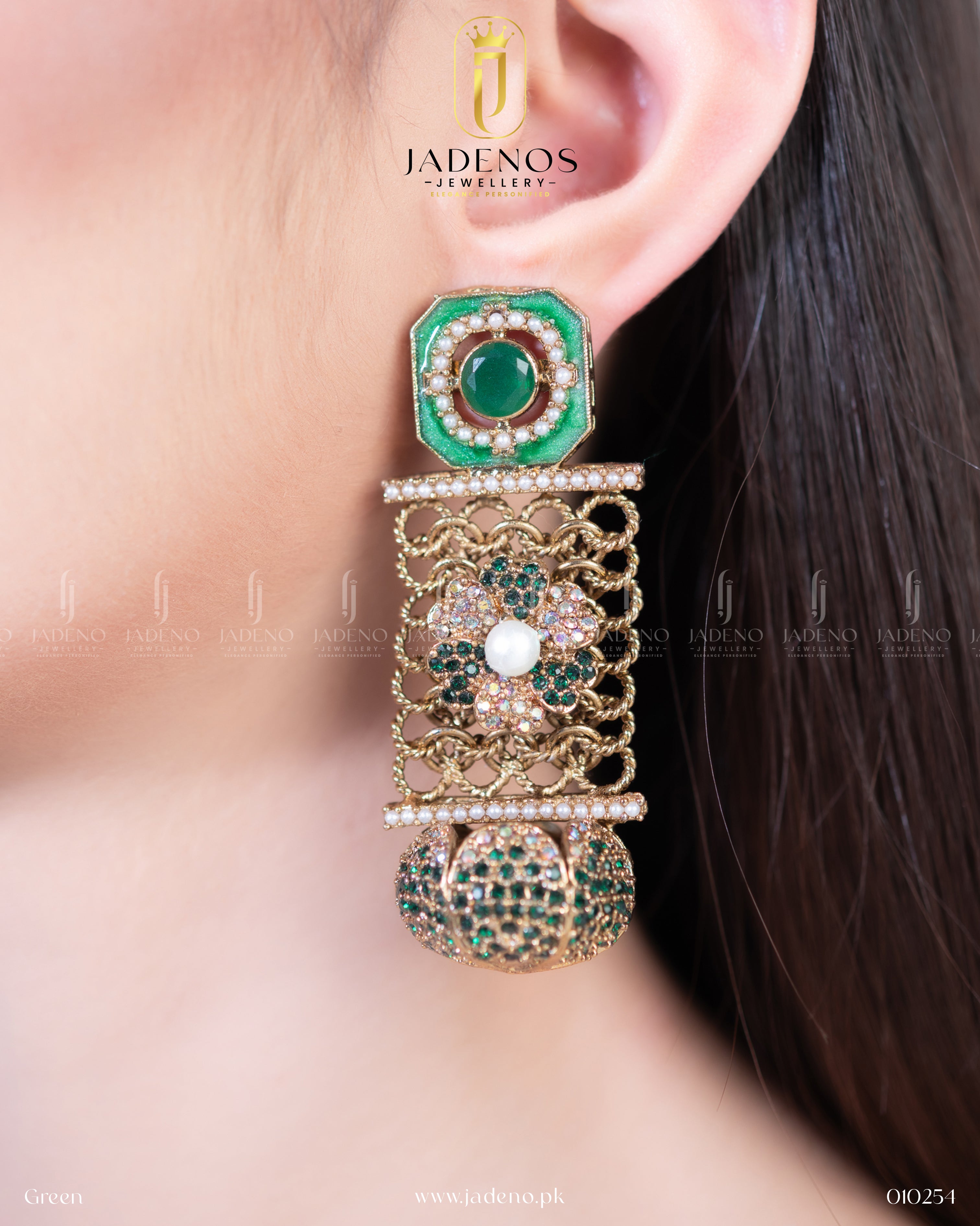 Nayab-e-Kanwal Earrings