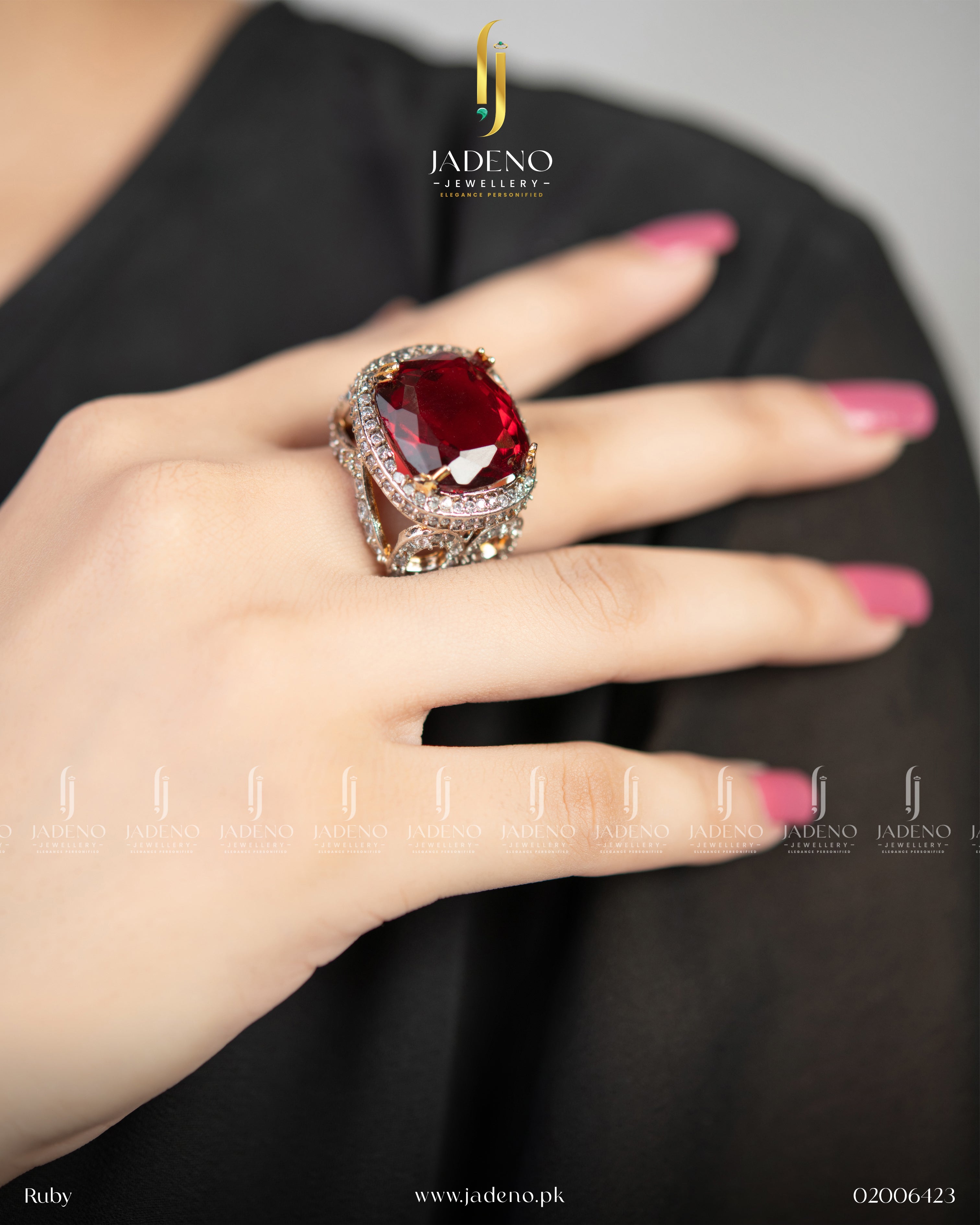 Beautiful Victoriana Ring