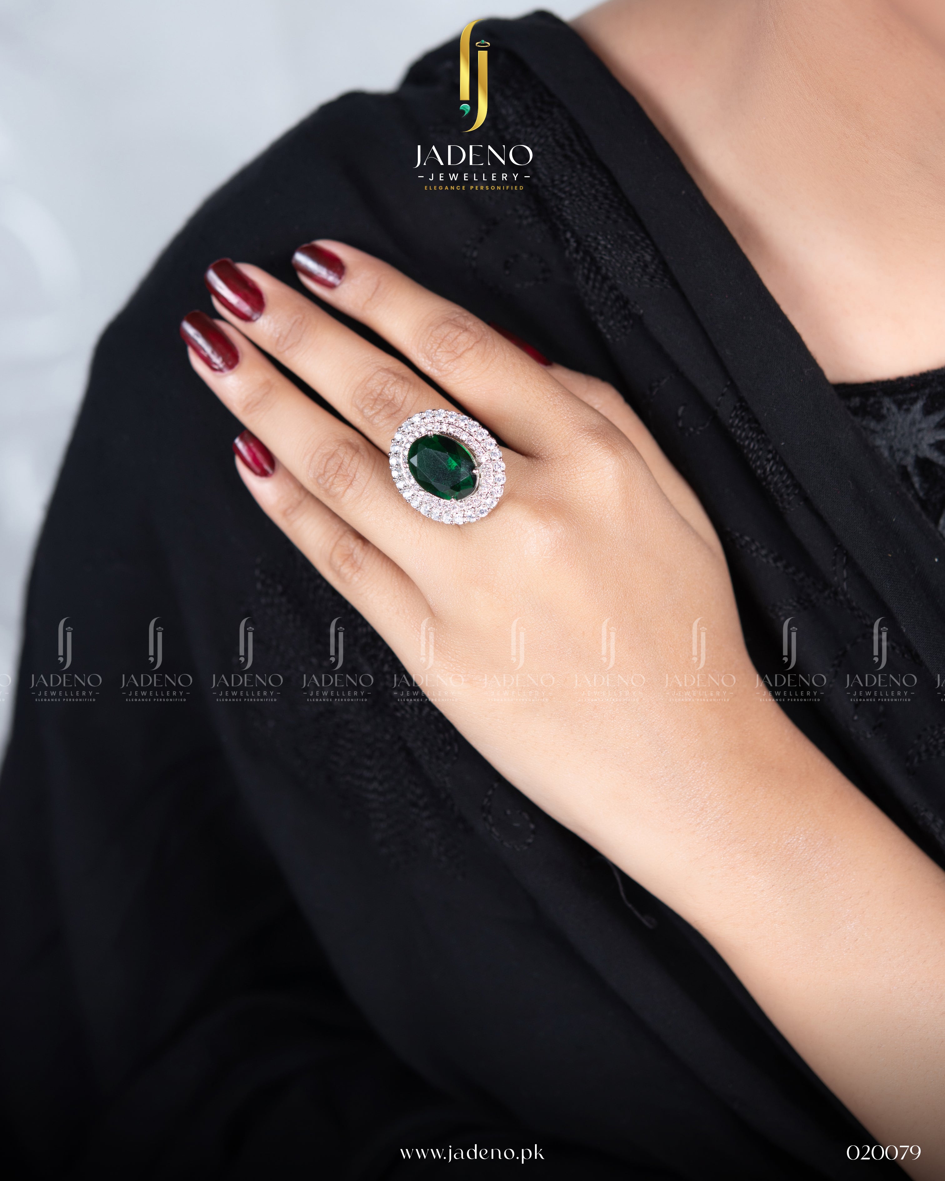 Delicate Emerald Zirca Adjustable Ring