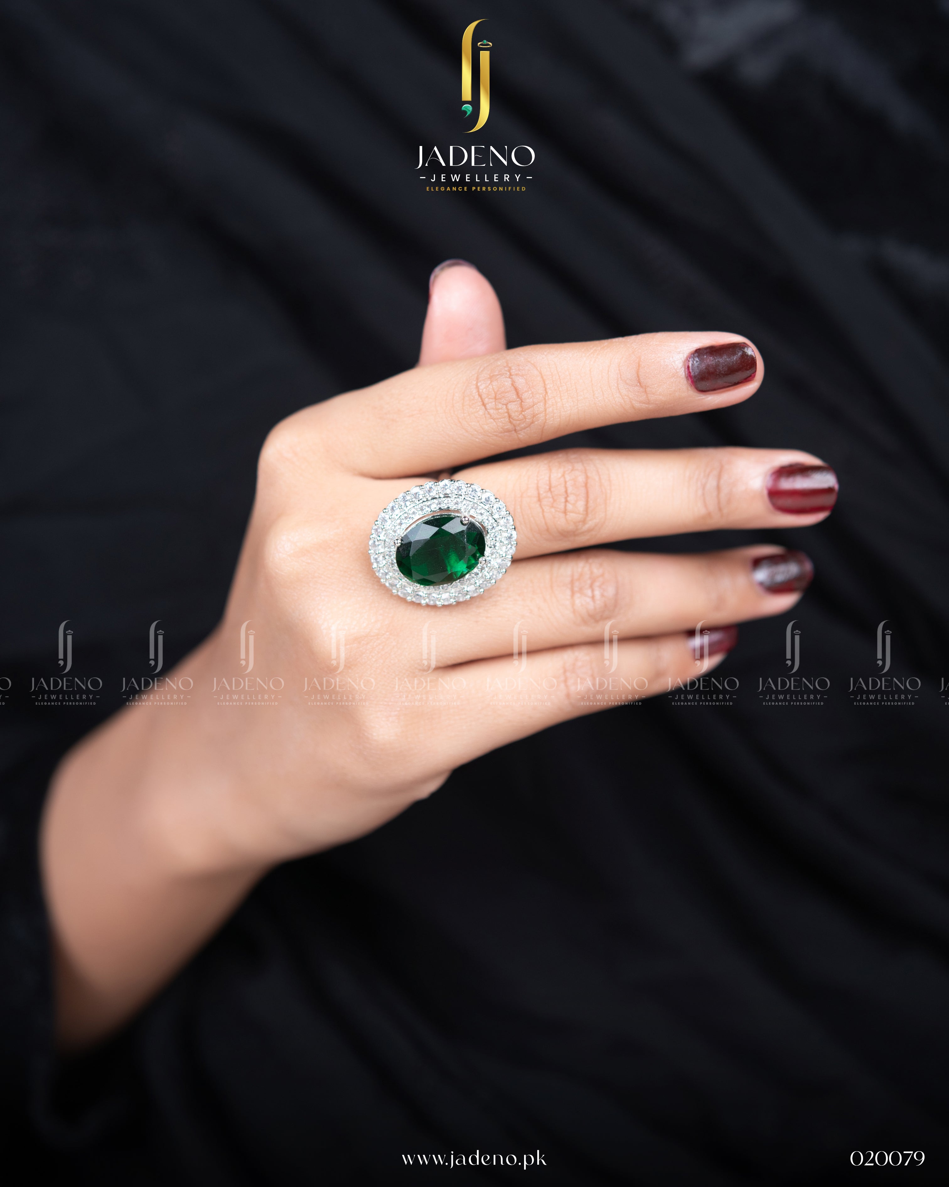 Delicate Emerald Zirca Adjustable Ring