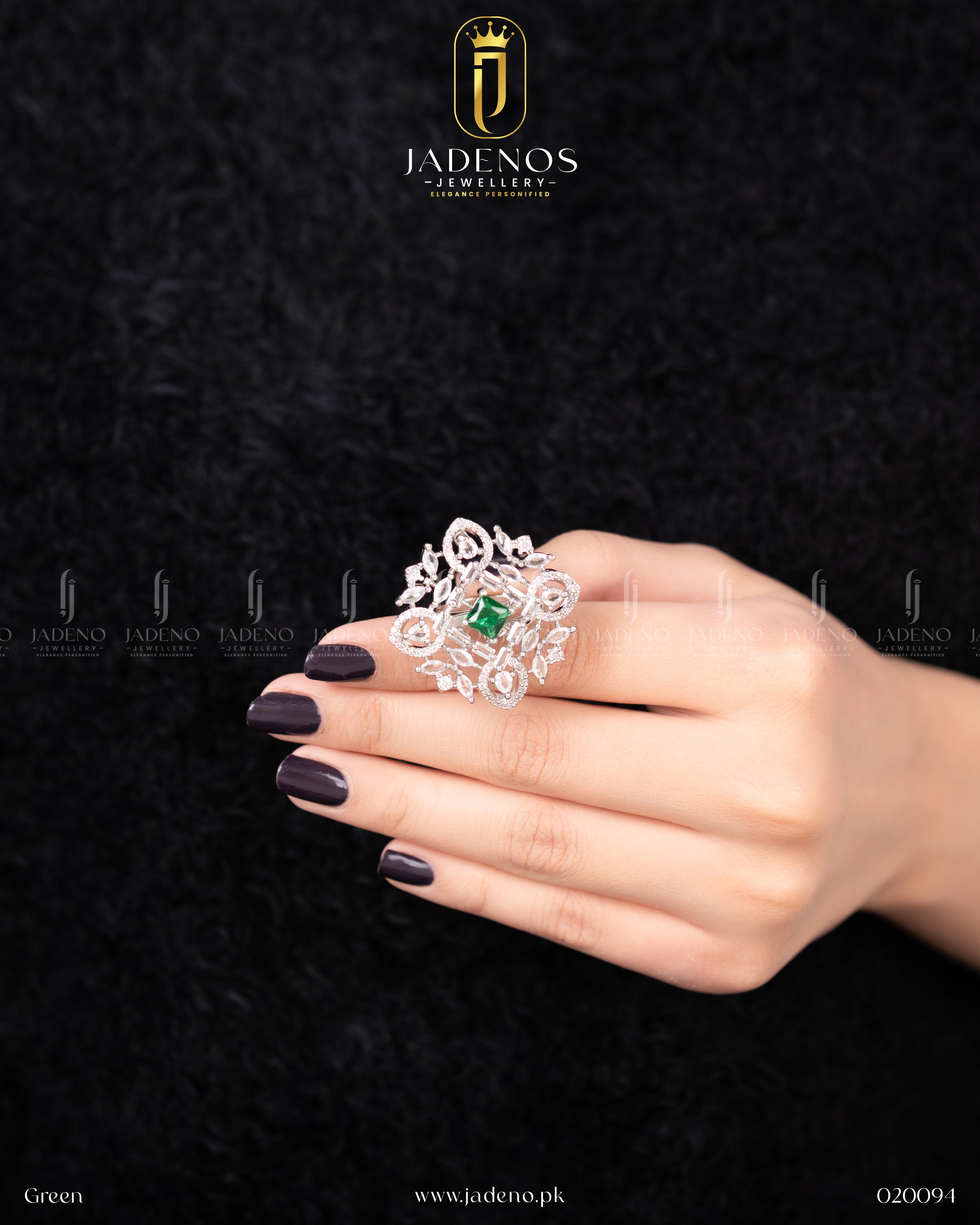 The AD Aureilia Adjustable Ring