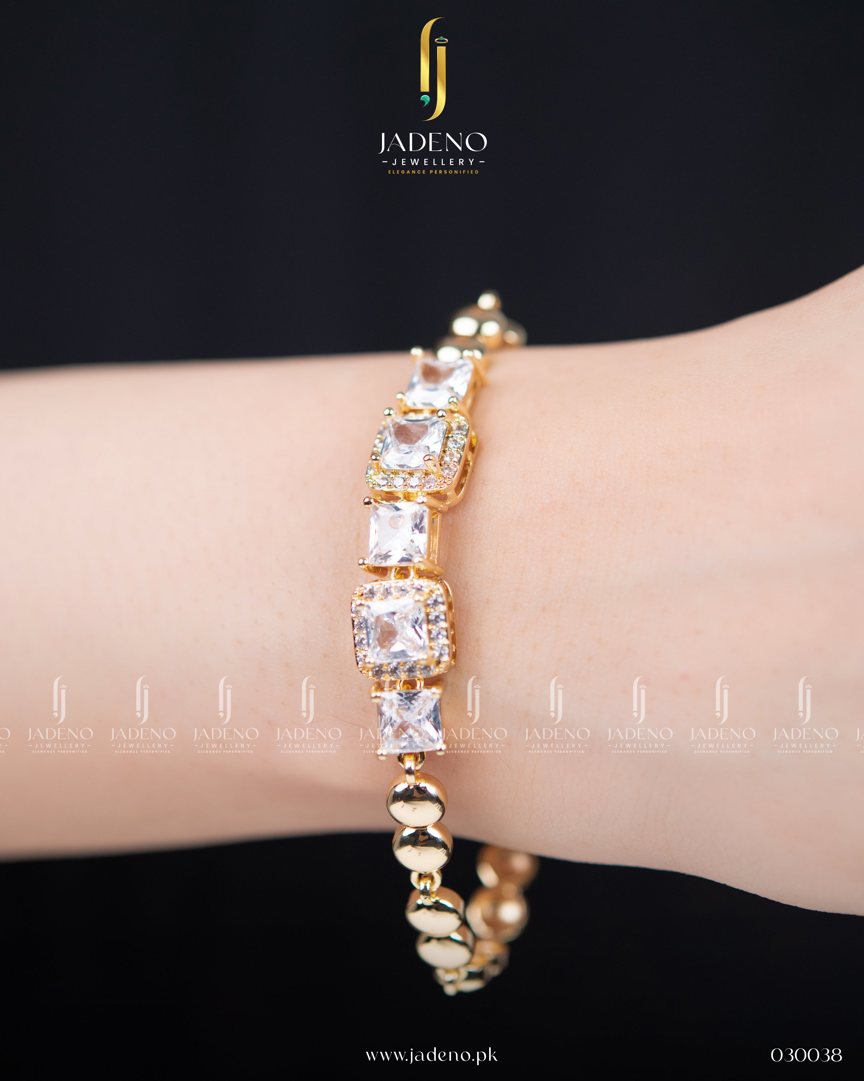 Classy Zirca Gold Bracelet