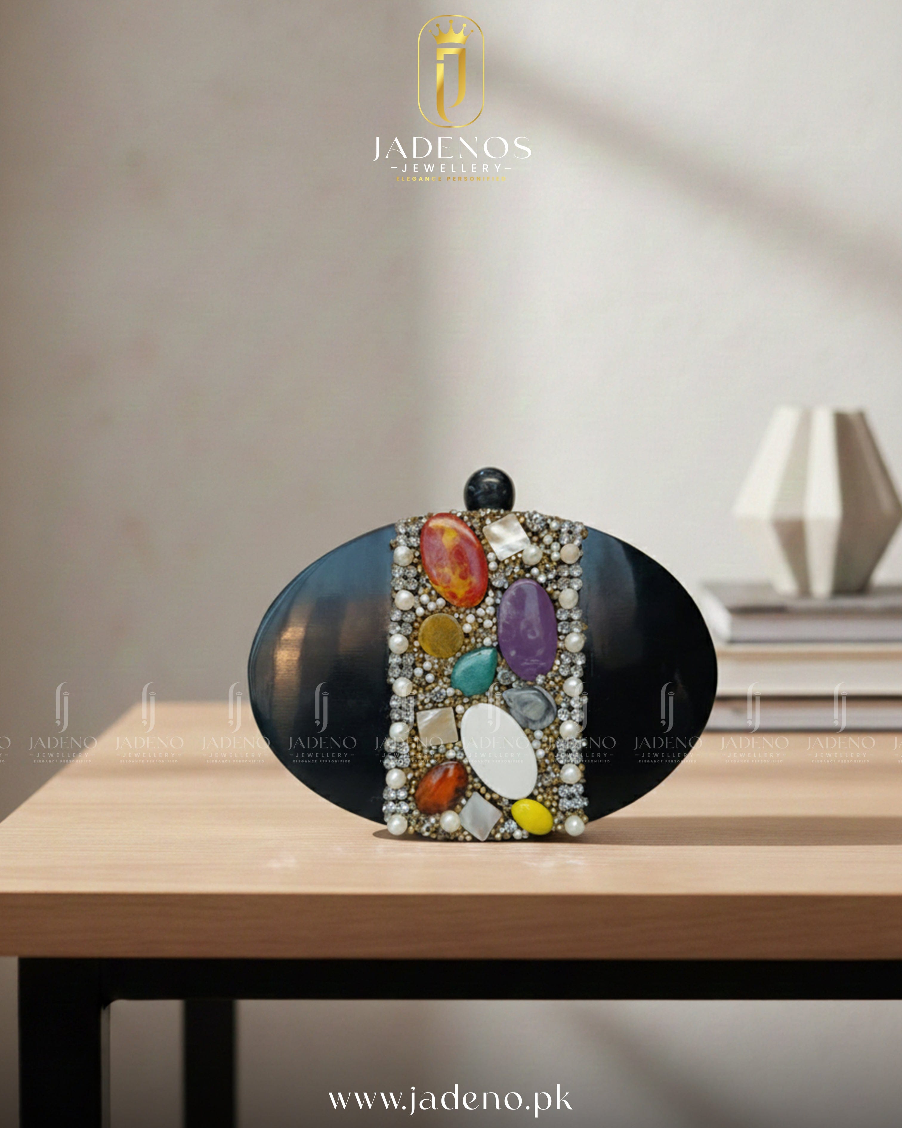 The Aurora Royale Clutch