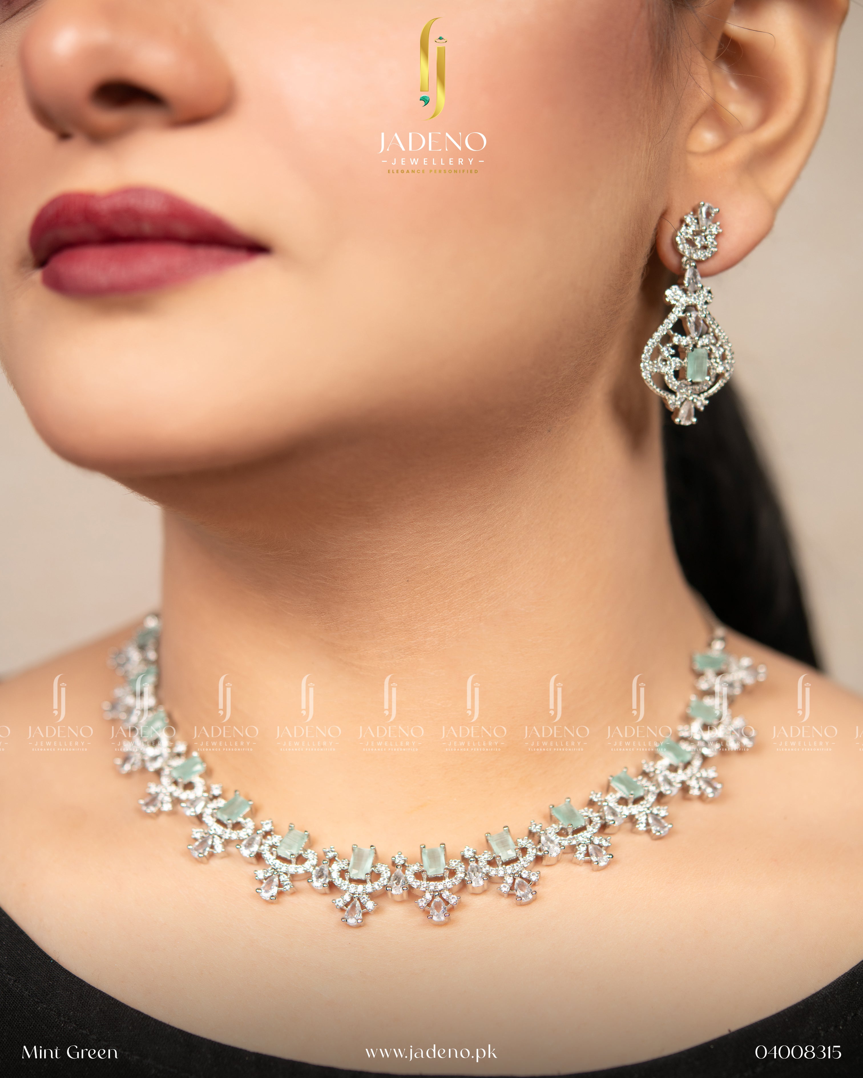 Beauteous American Diamond Set with Tika