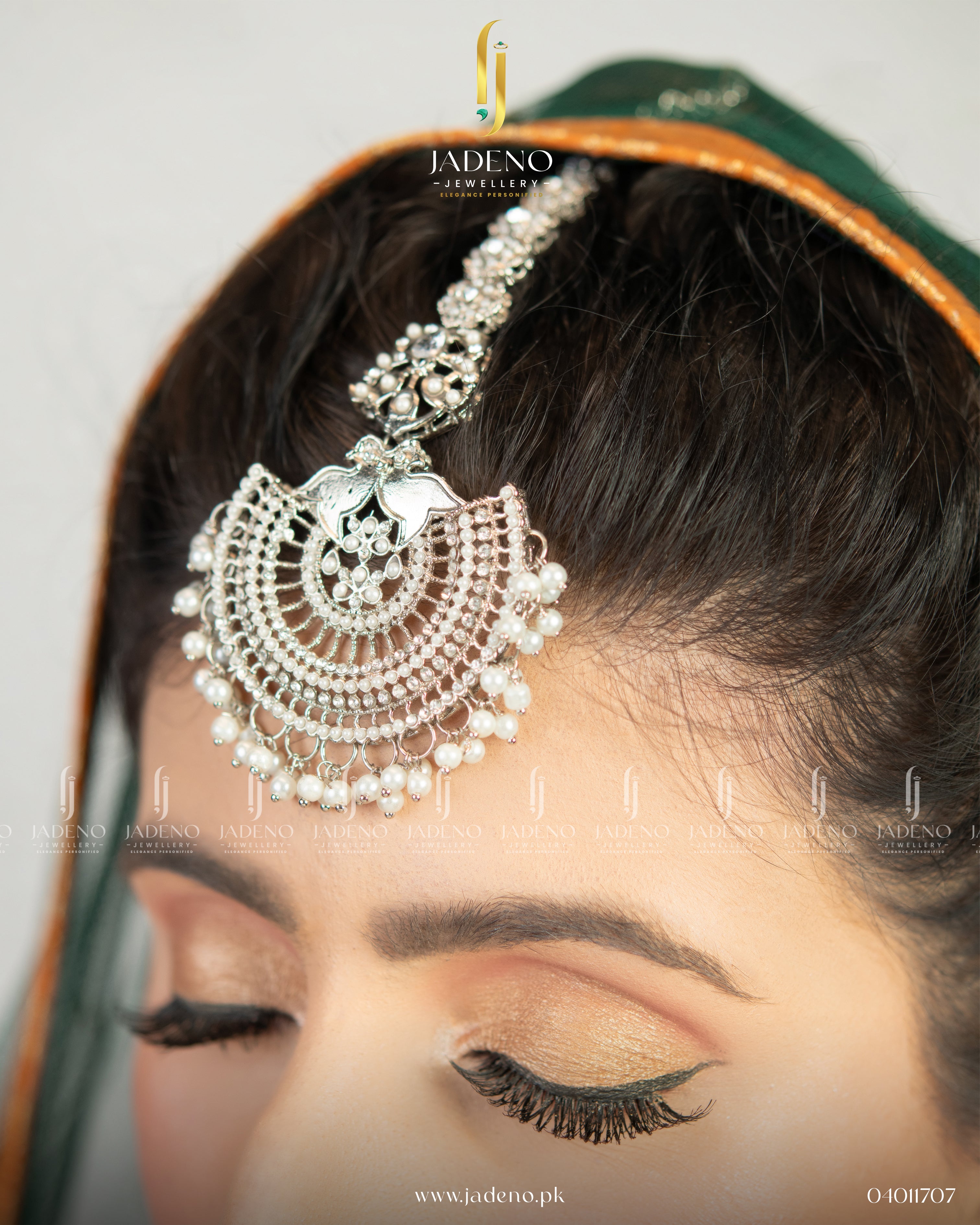 Pearl Peacock Choker Set with Tika