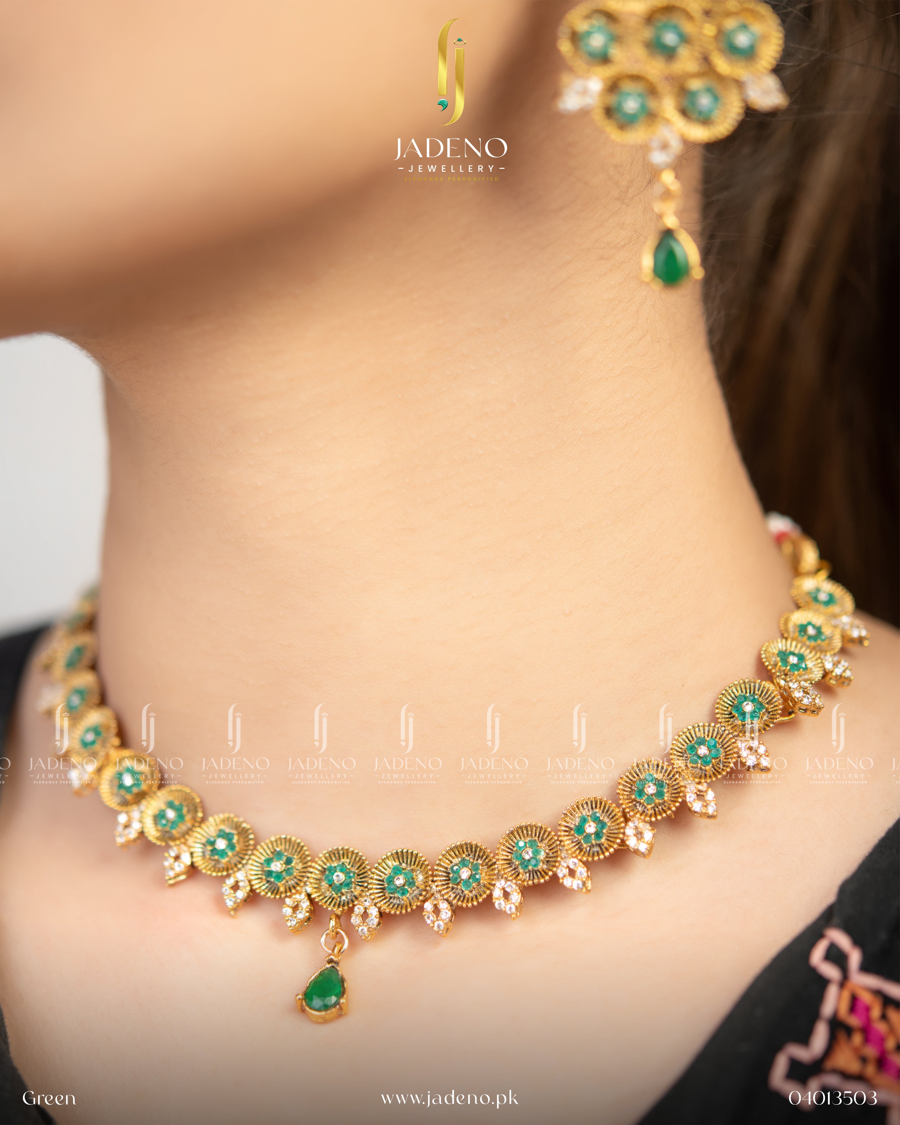 The Splendid Style Necklace Set