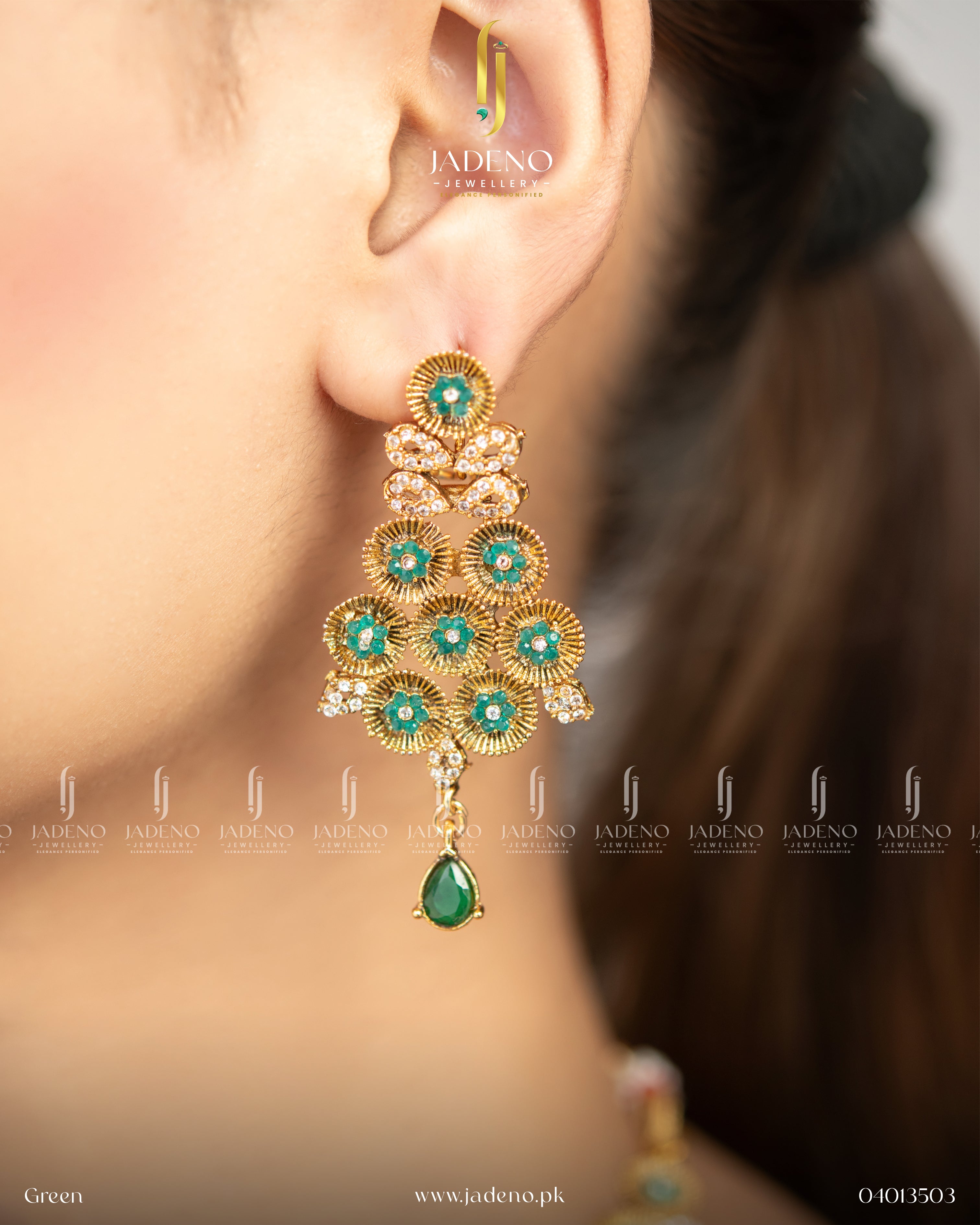 The Splendid Style Necklace Set