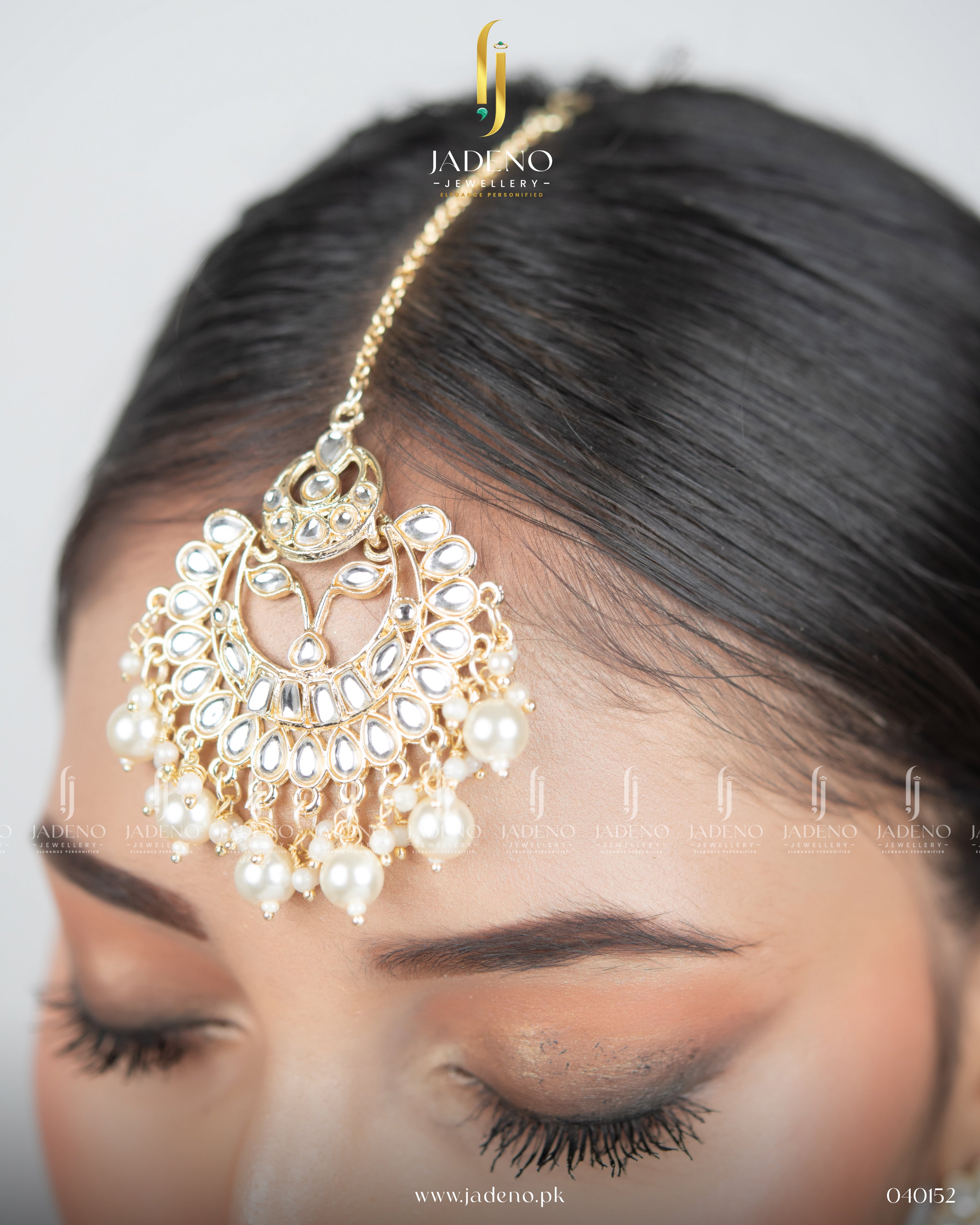 Artistic Beads Kundan Necklace Set with Tika