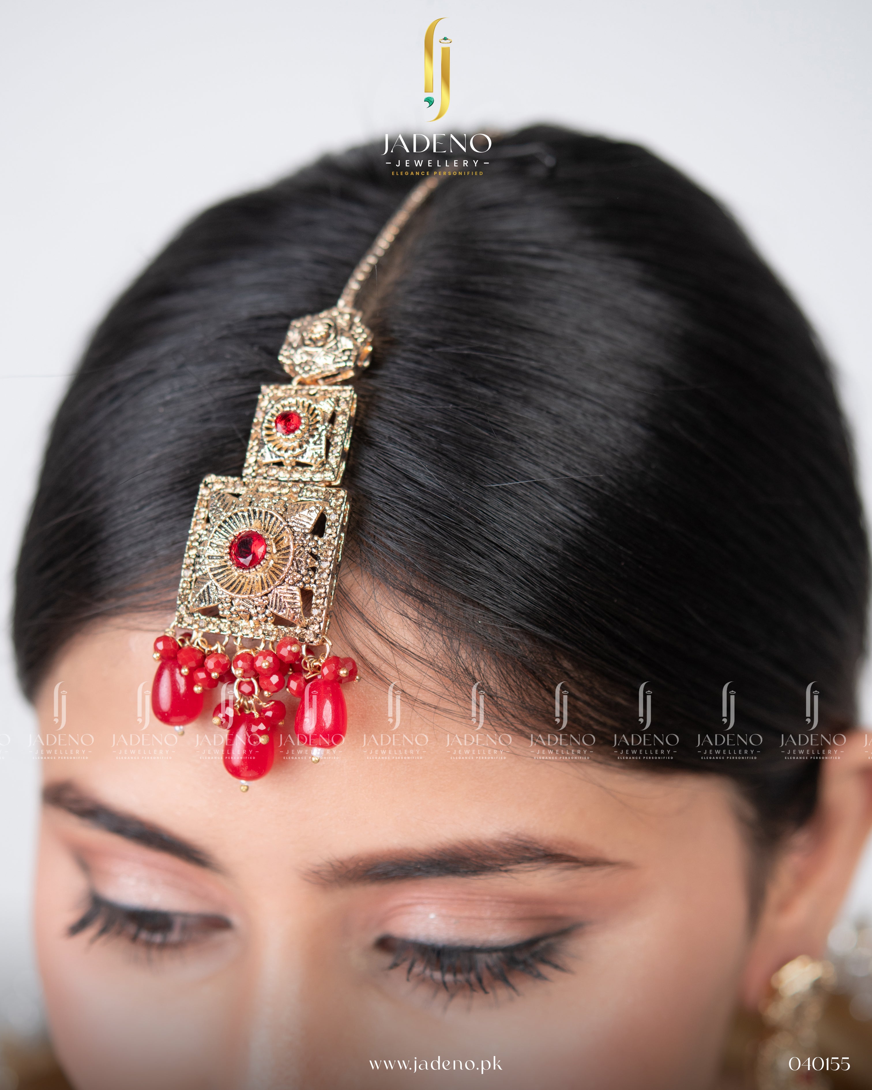 Traditional Eshaal Choker Set with Tika