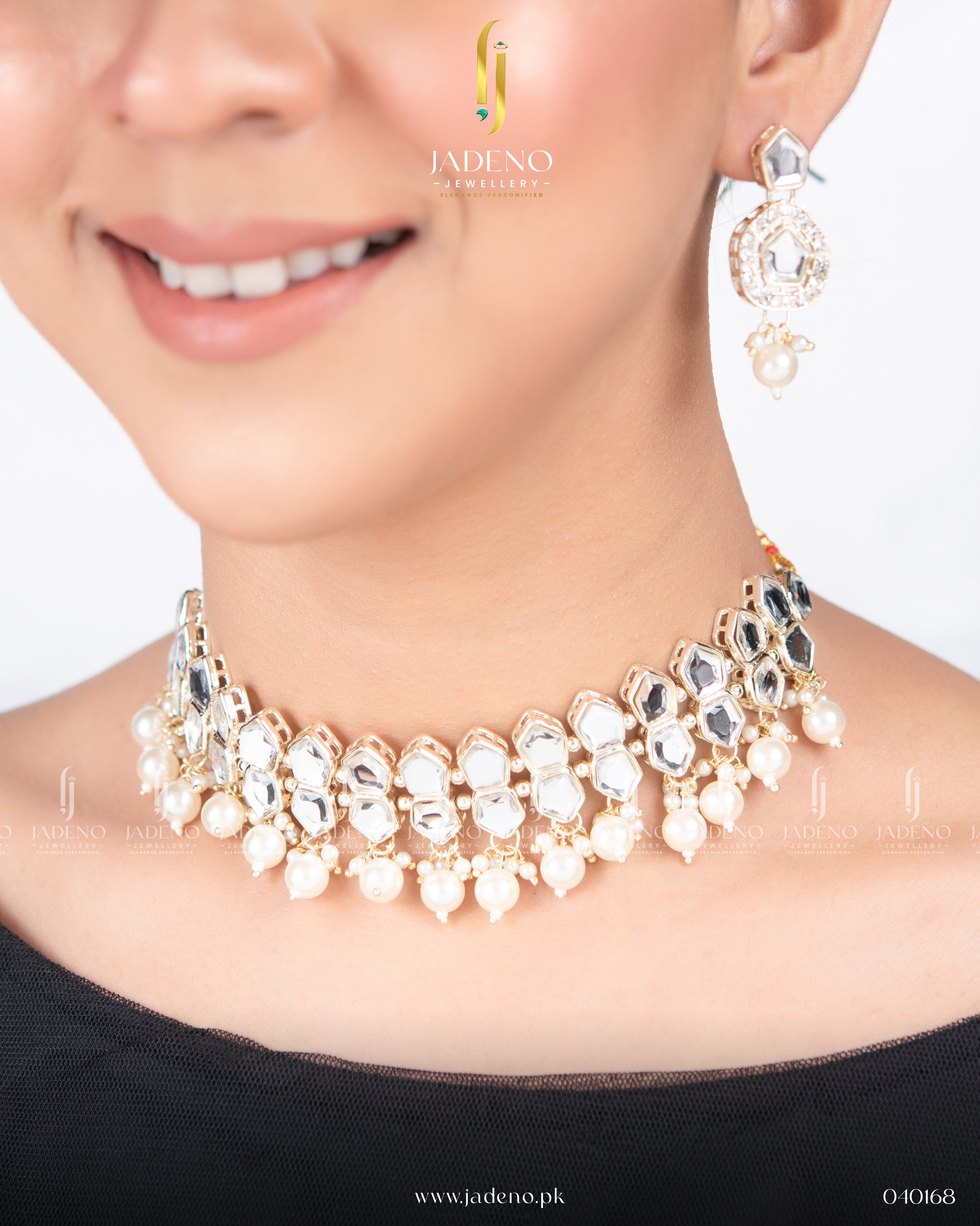 Fine Quality Pearl Drops Kundan Set with Tika