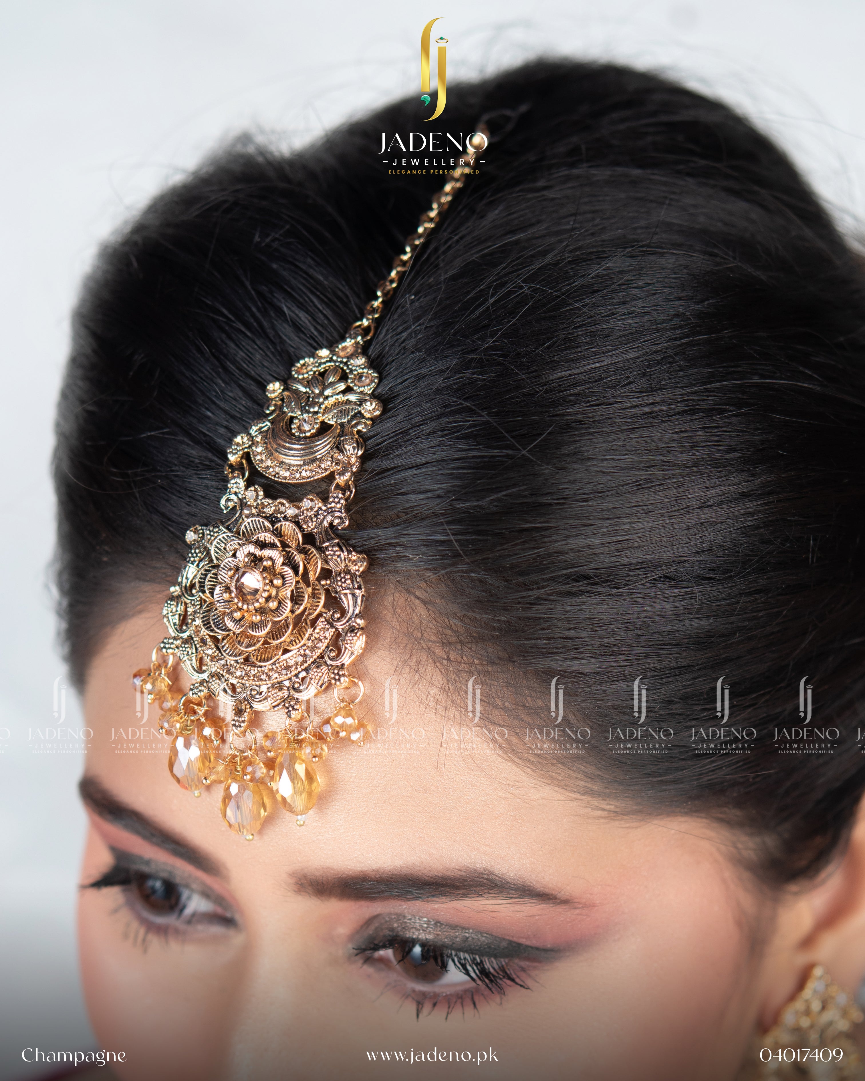 Glamorous Handmade Crafted Heavy Necklace Set with Tika