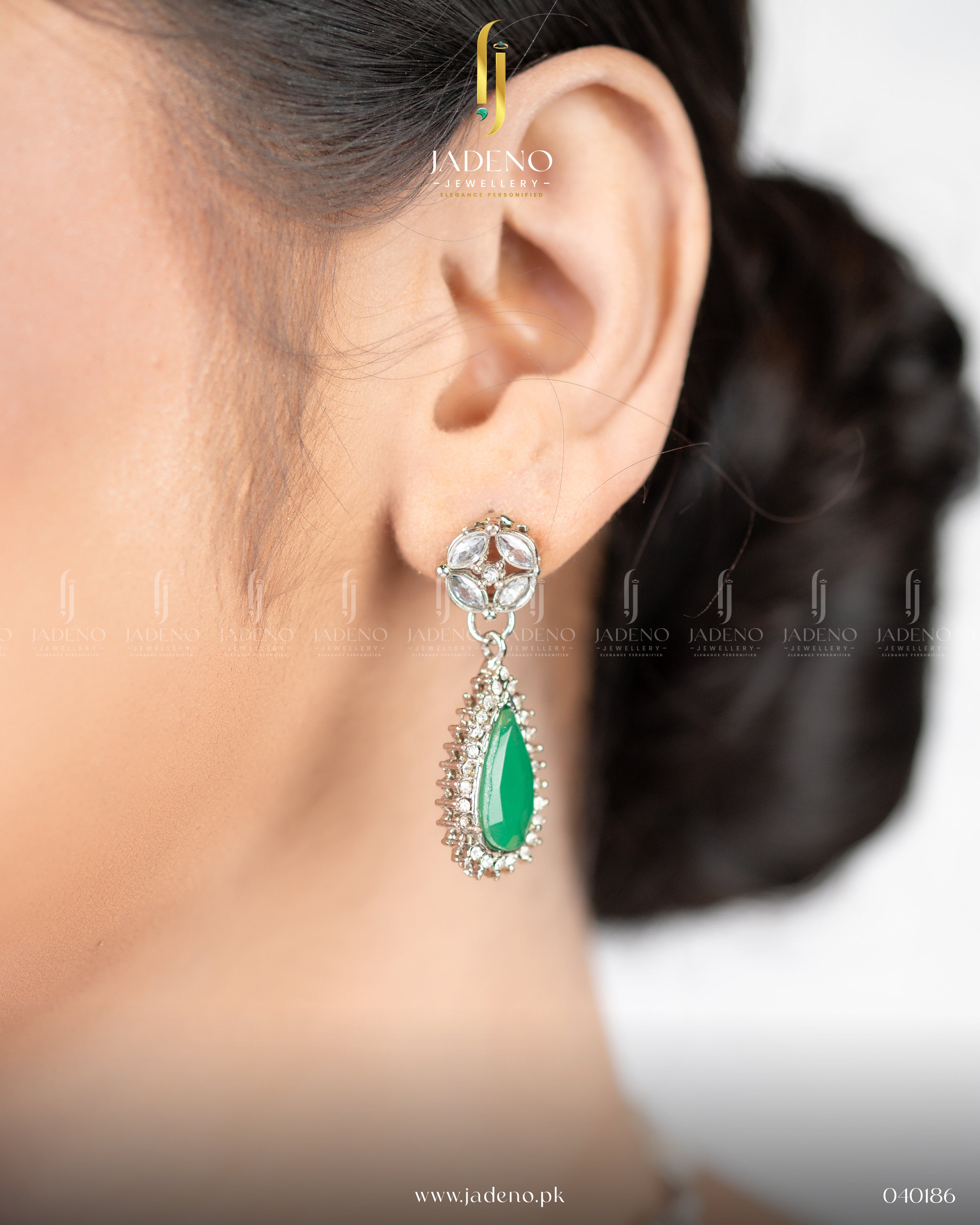 Victorian Rhodium Polished Necklace Set with Tika