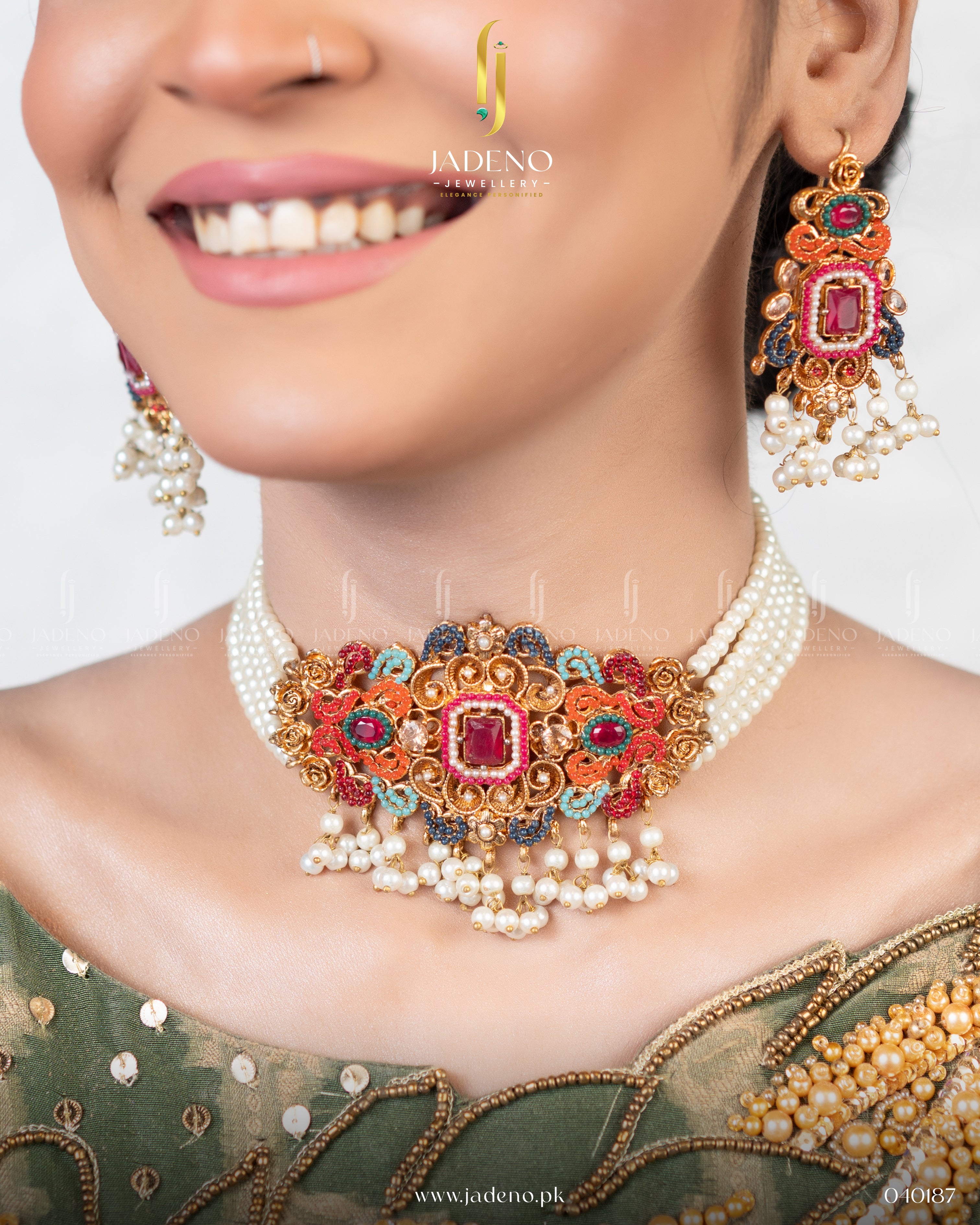 The Trendy Bawana Choker Set