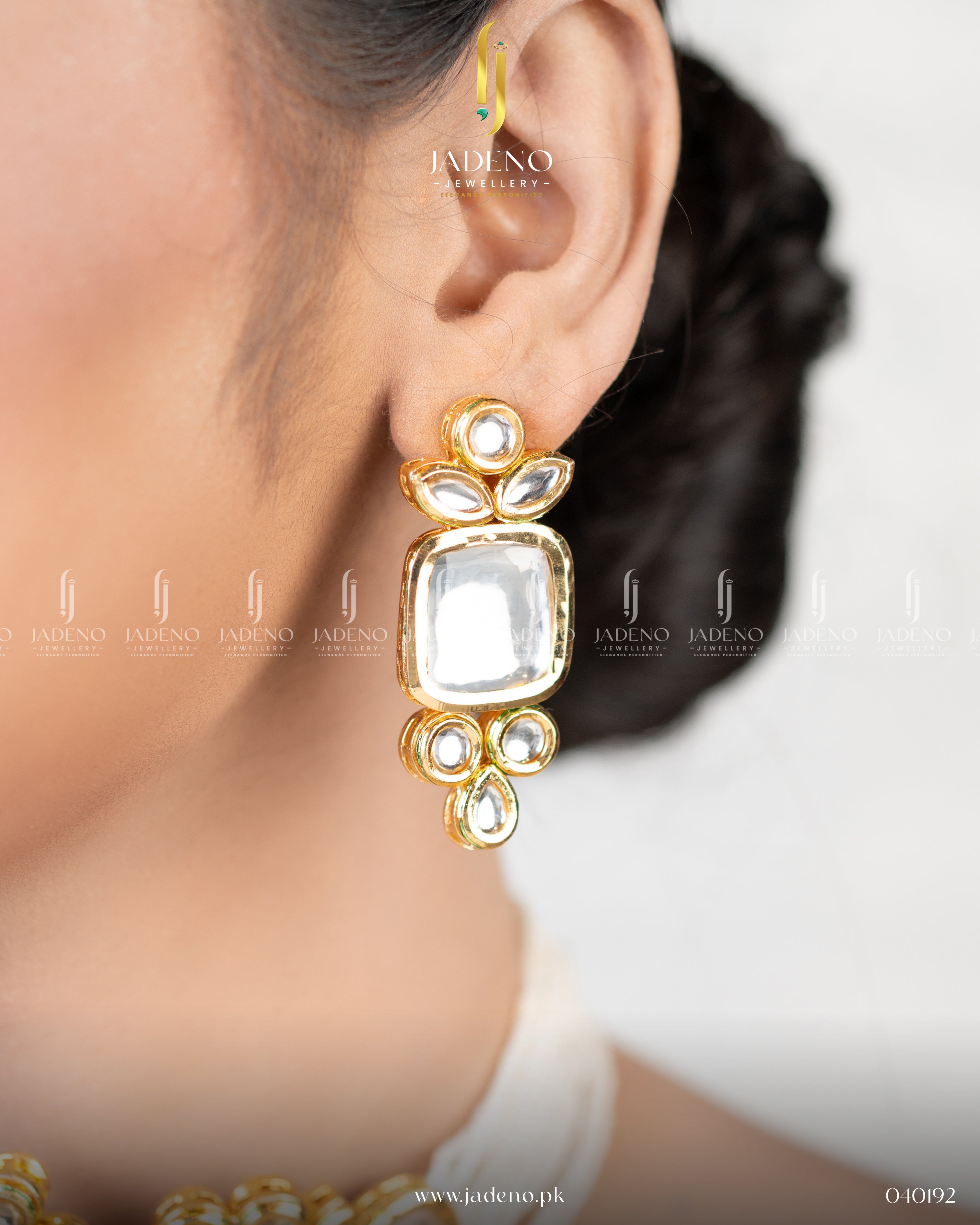 Premium Quality  Pure Indian Thappa Kundan Choker Set