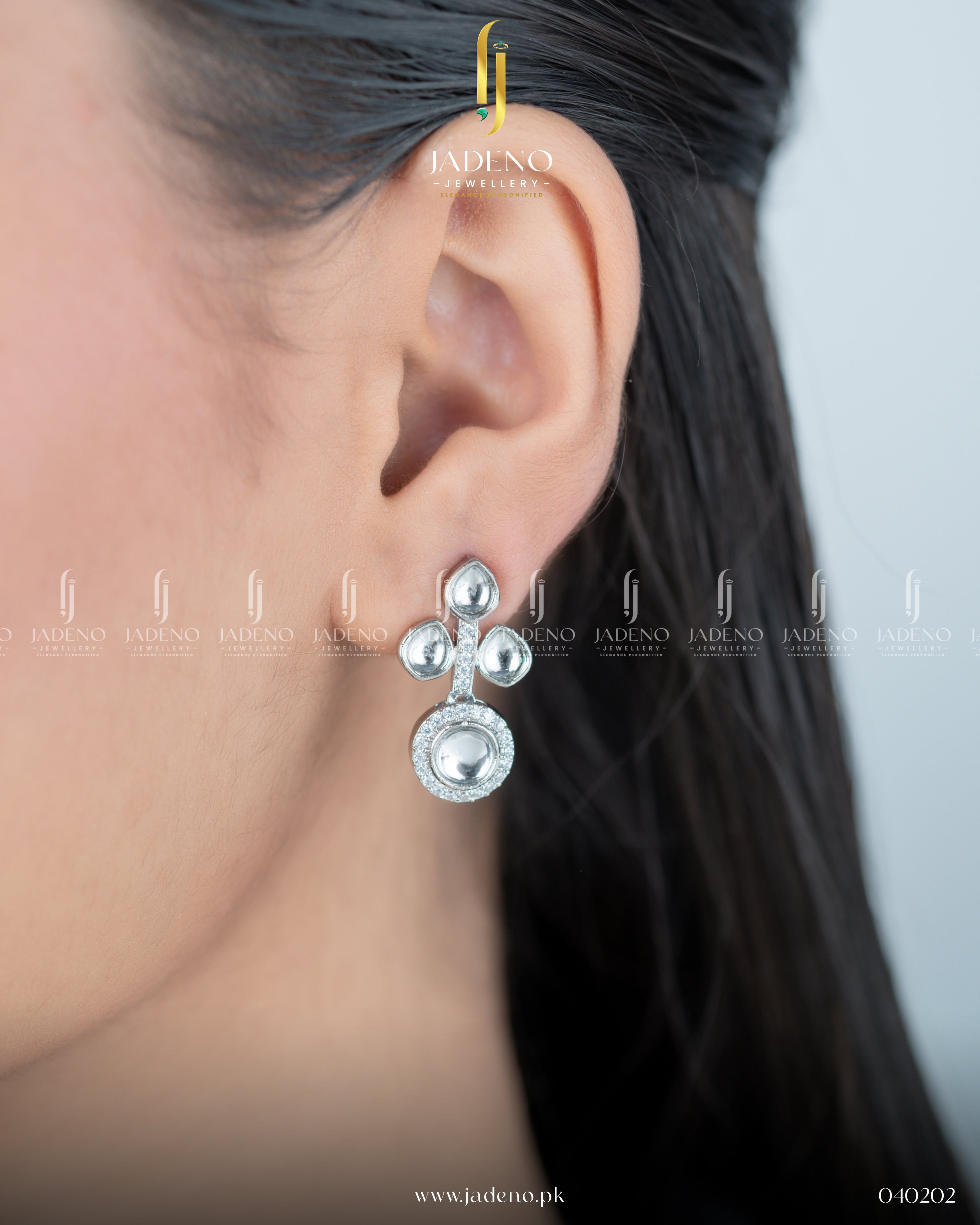 The Splendide Necklace