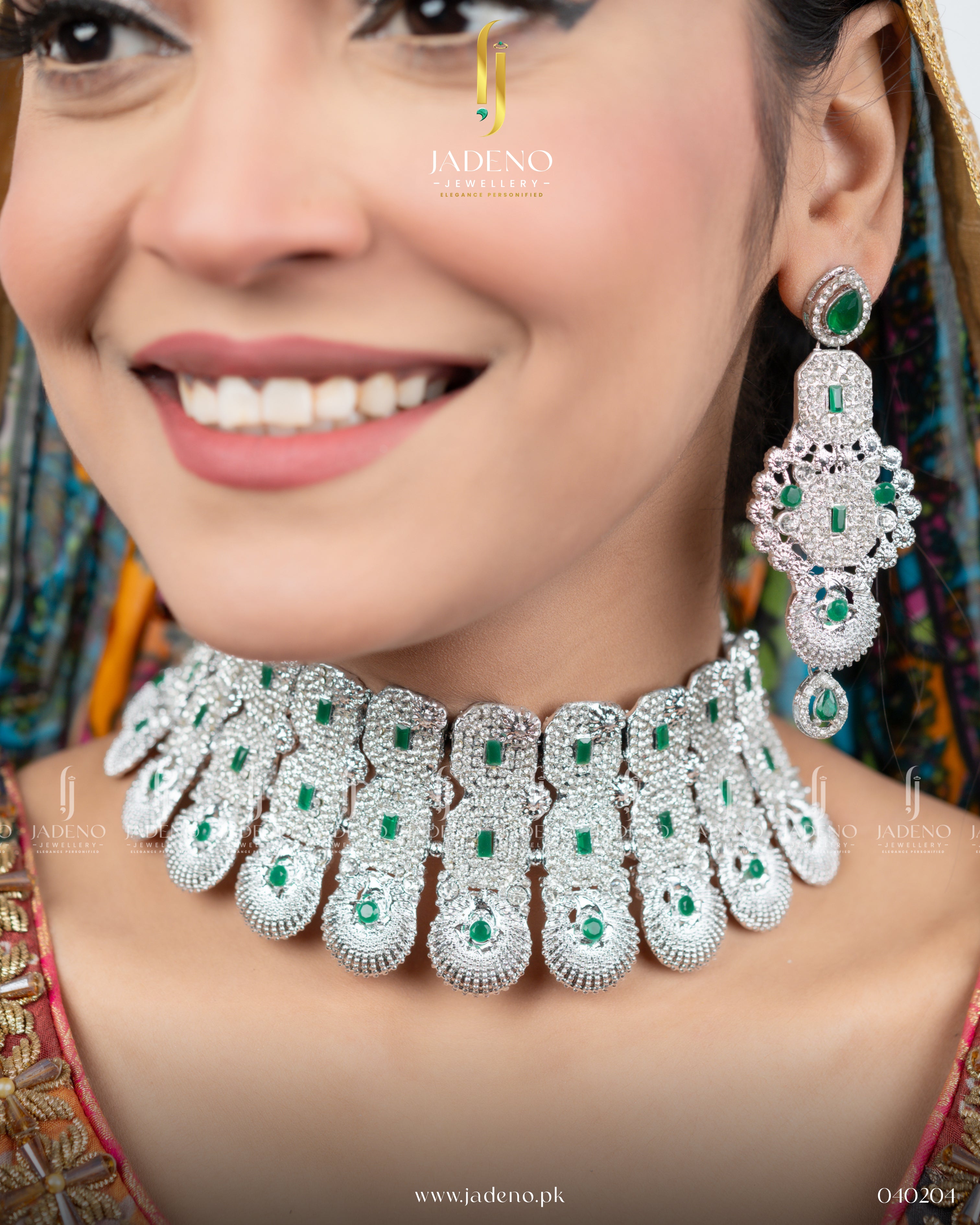 The Zirca Harika Set with Tika