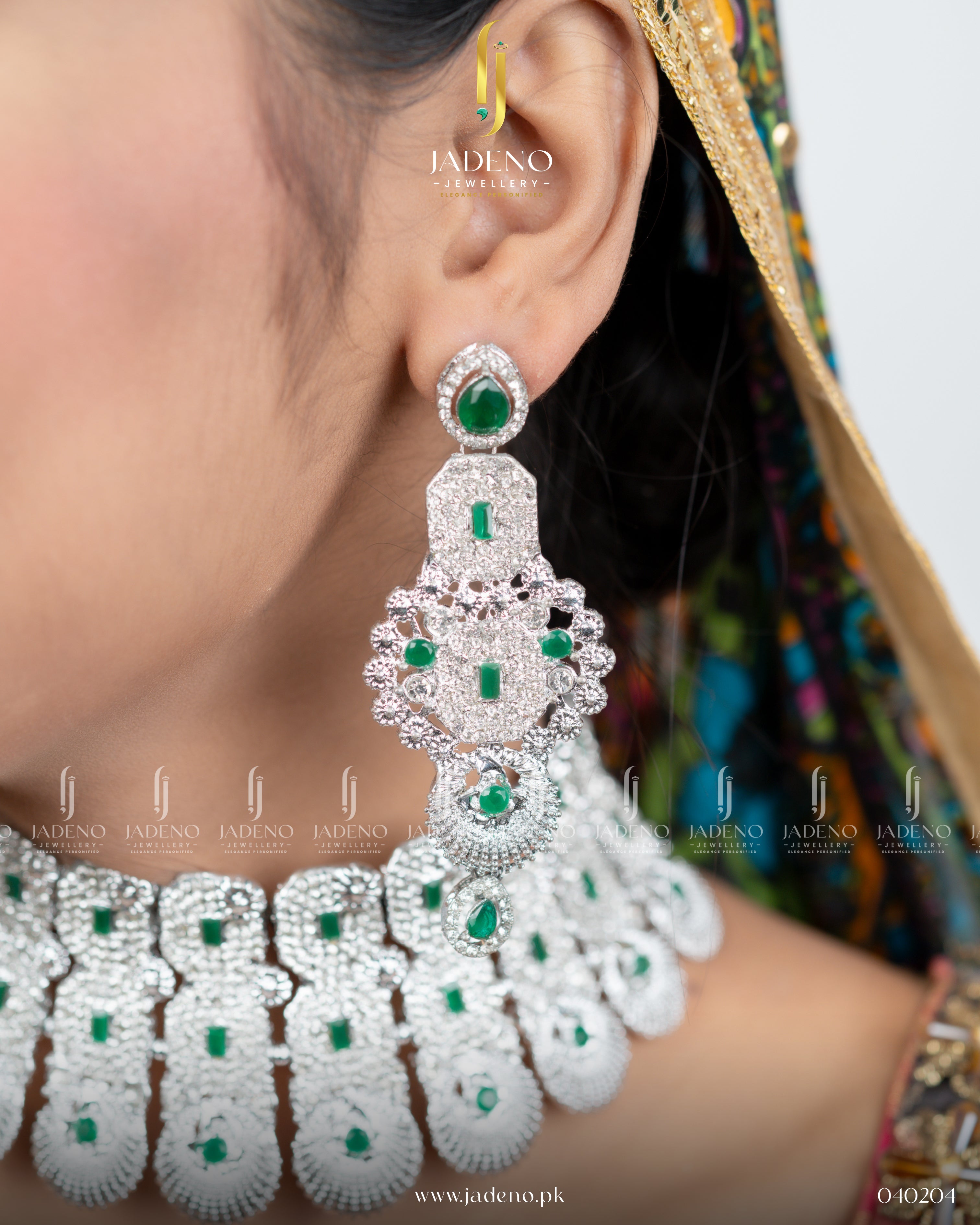 The Zirca Harika Set with Tika