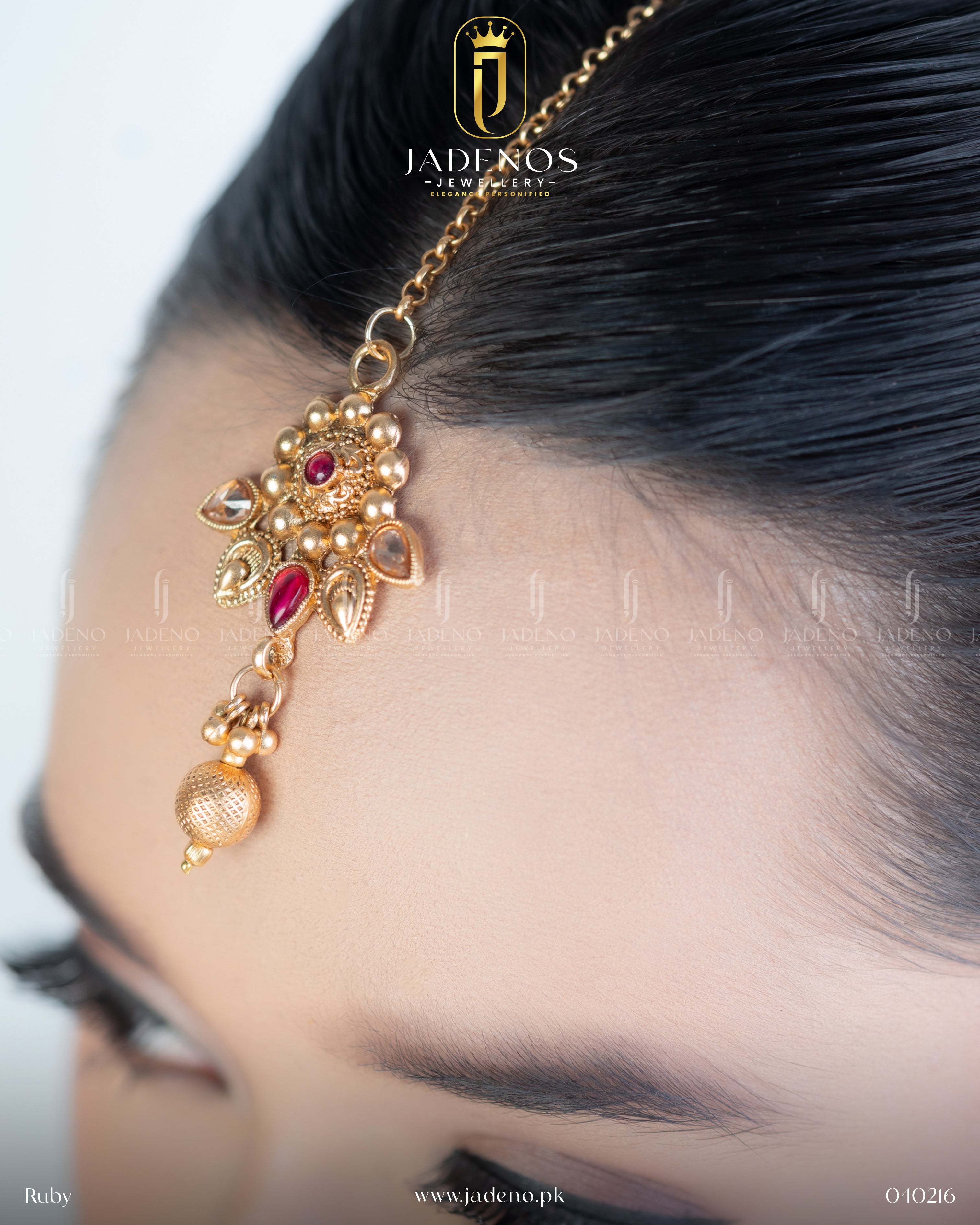 Pure South Indian Gold Look a Like  Sundar Necklace Set with Tika