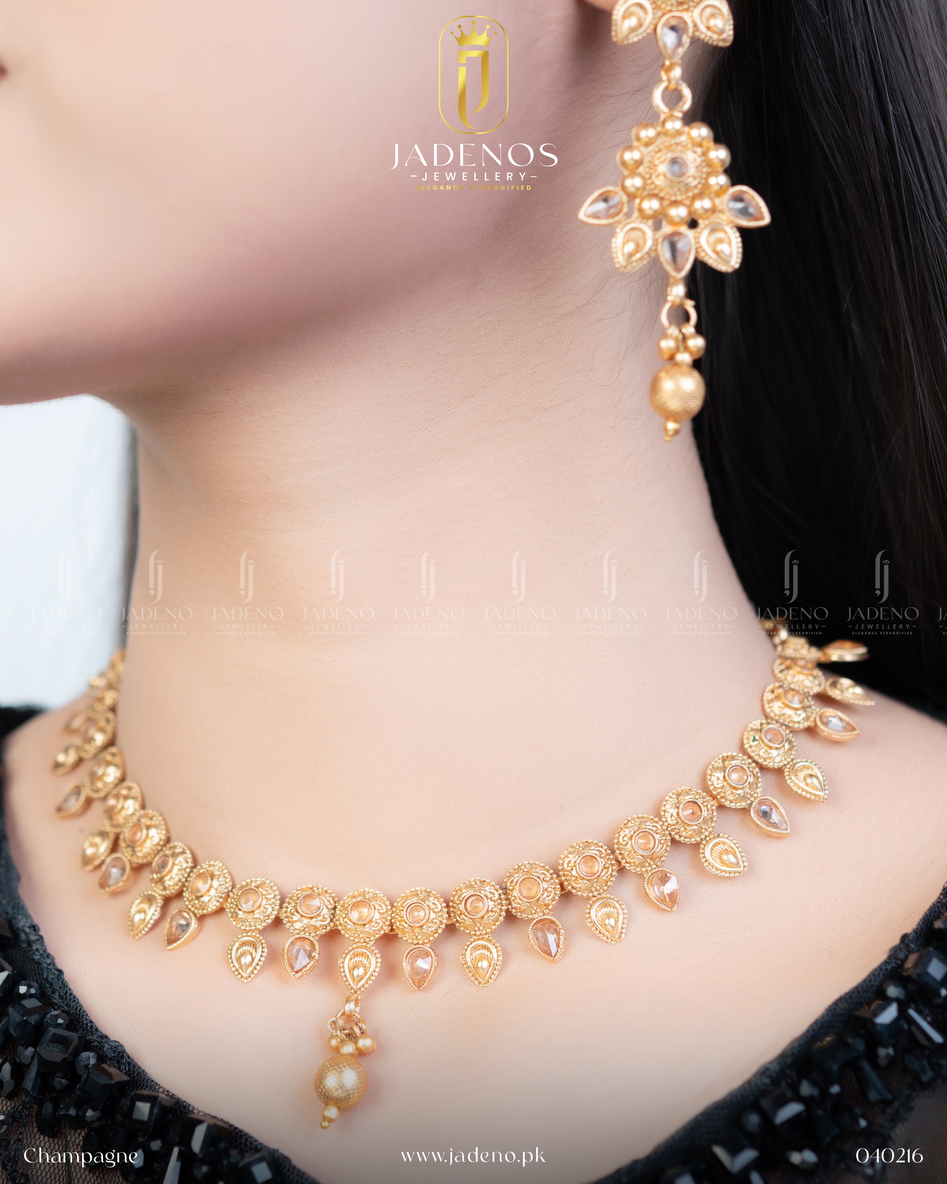 Pure South Indian Gold Look a Like  Sundar Necklace Set with Tika