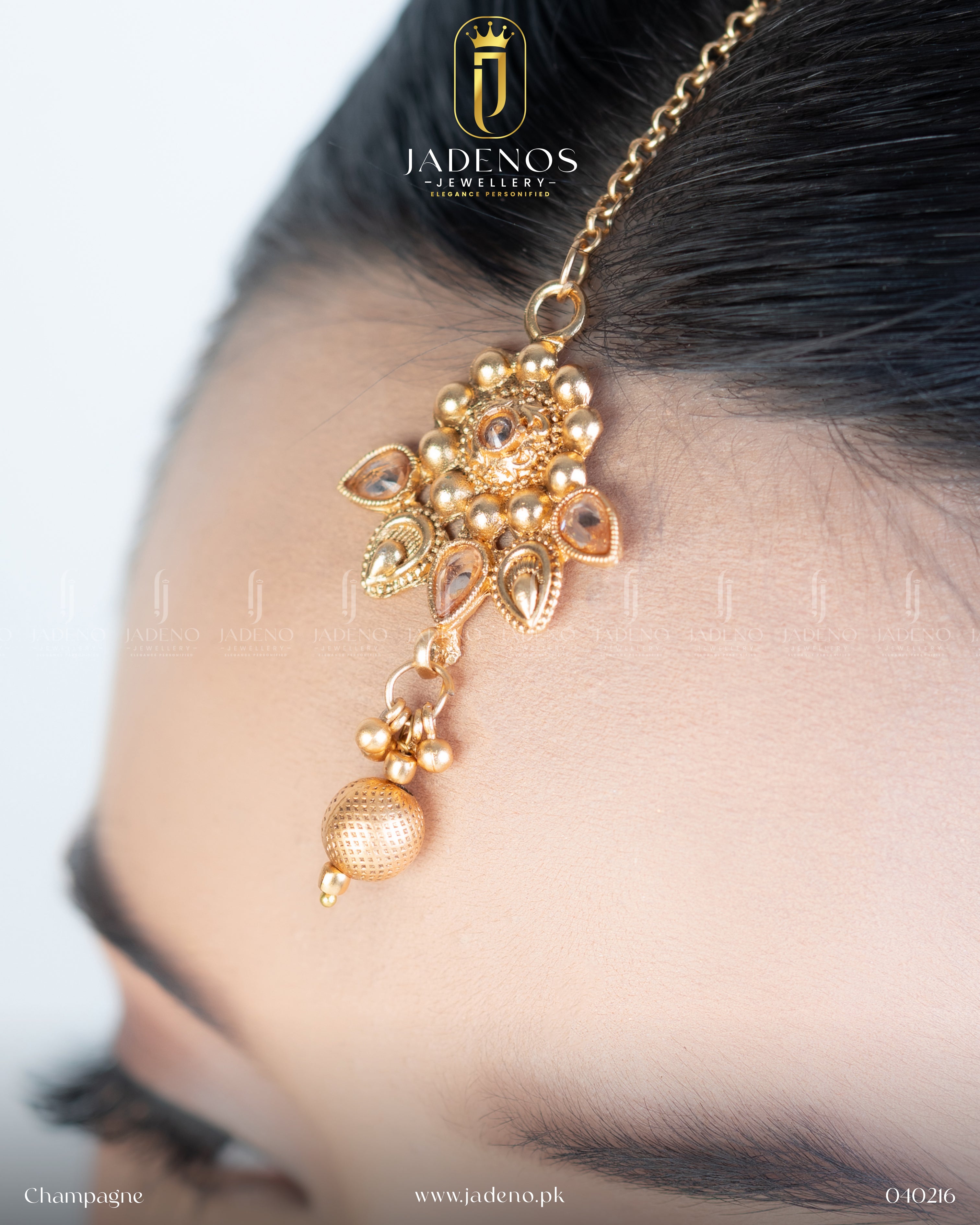 Pure South Indian Gold Look a Like  Sundar Necklace Set with Tika