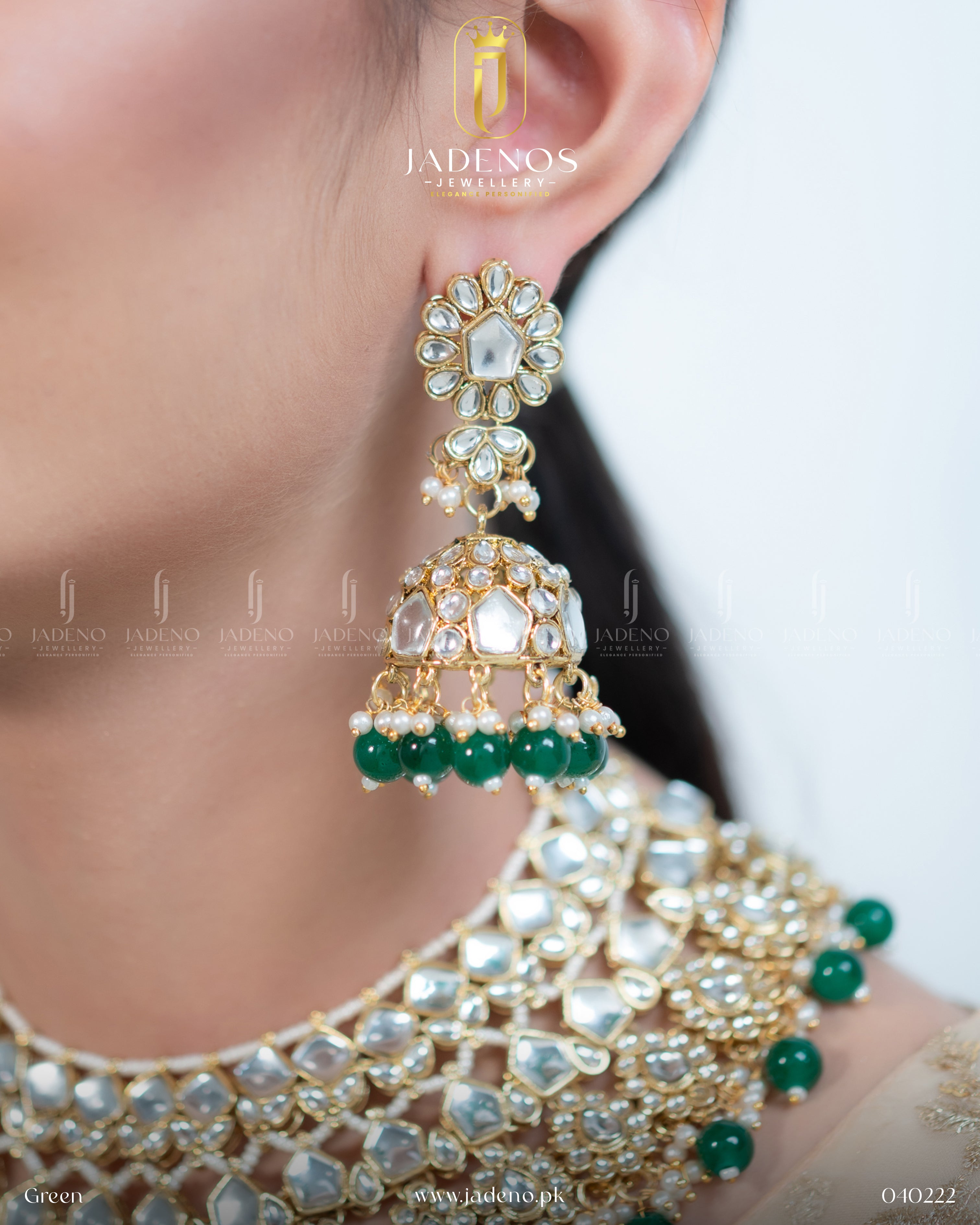 The Exclusive Husn-e-Jahan Set With Tika