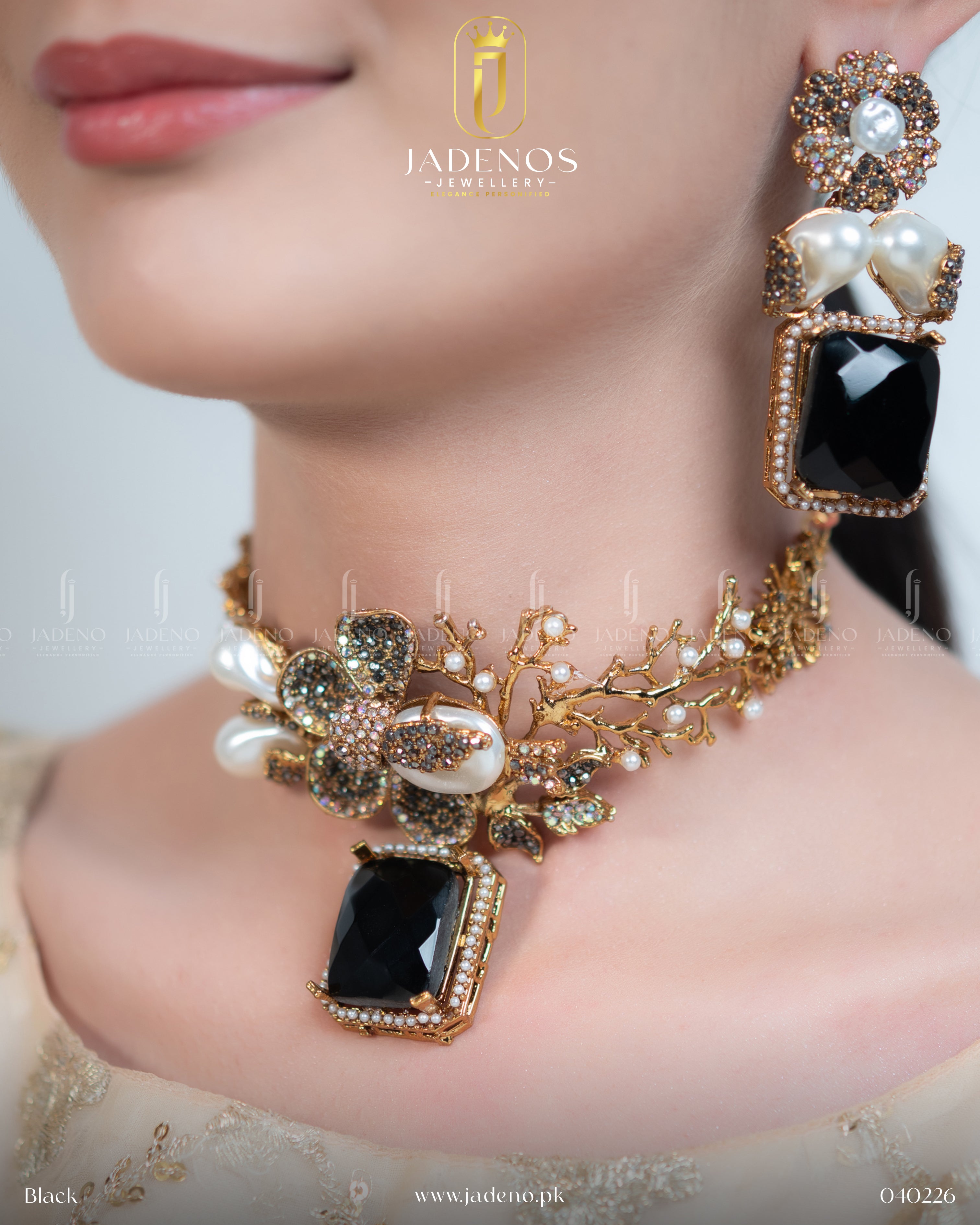Designer's Crafted Royal Parizaad Necklace Set