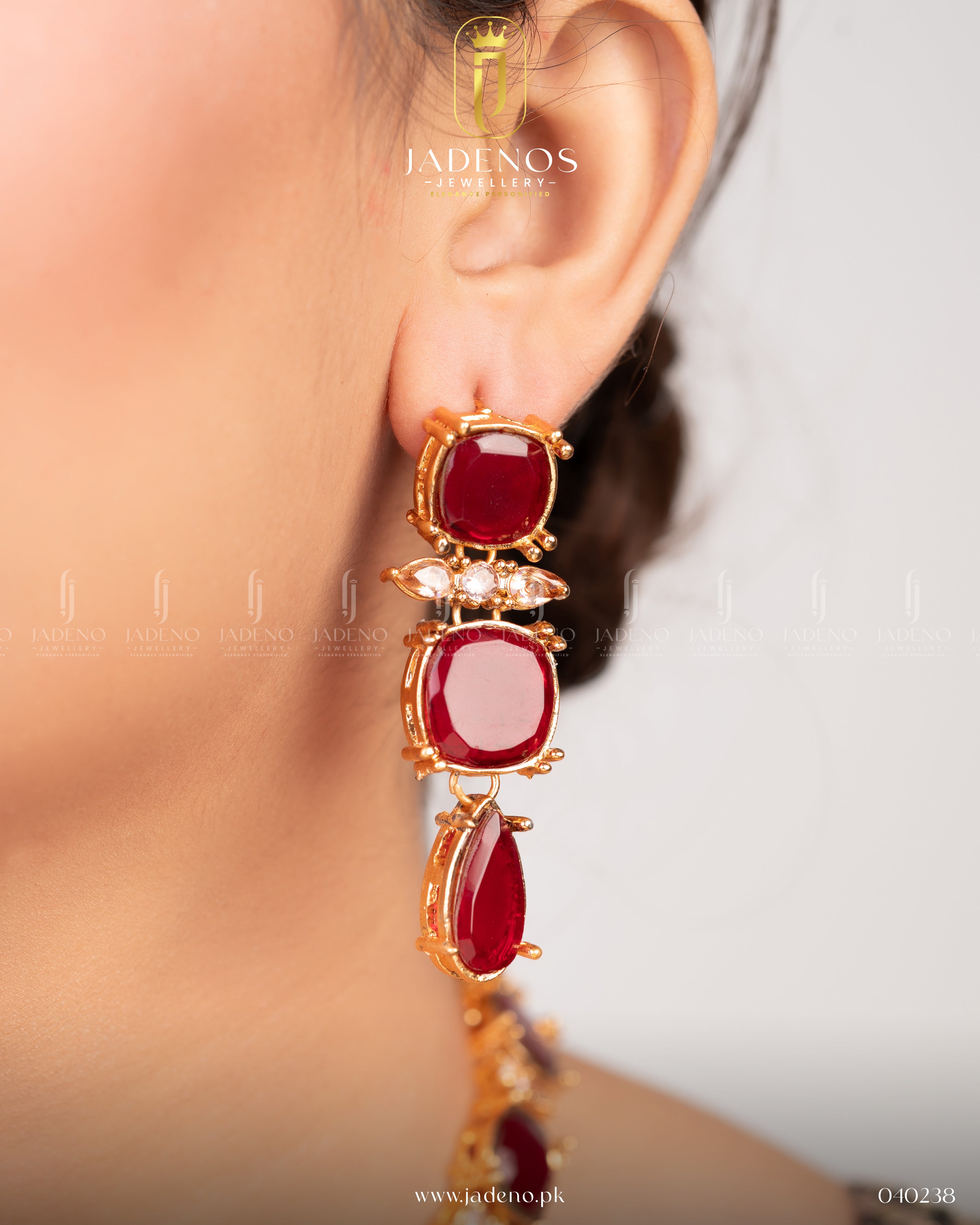 The Golden Blossom Necklace Set with Tika