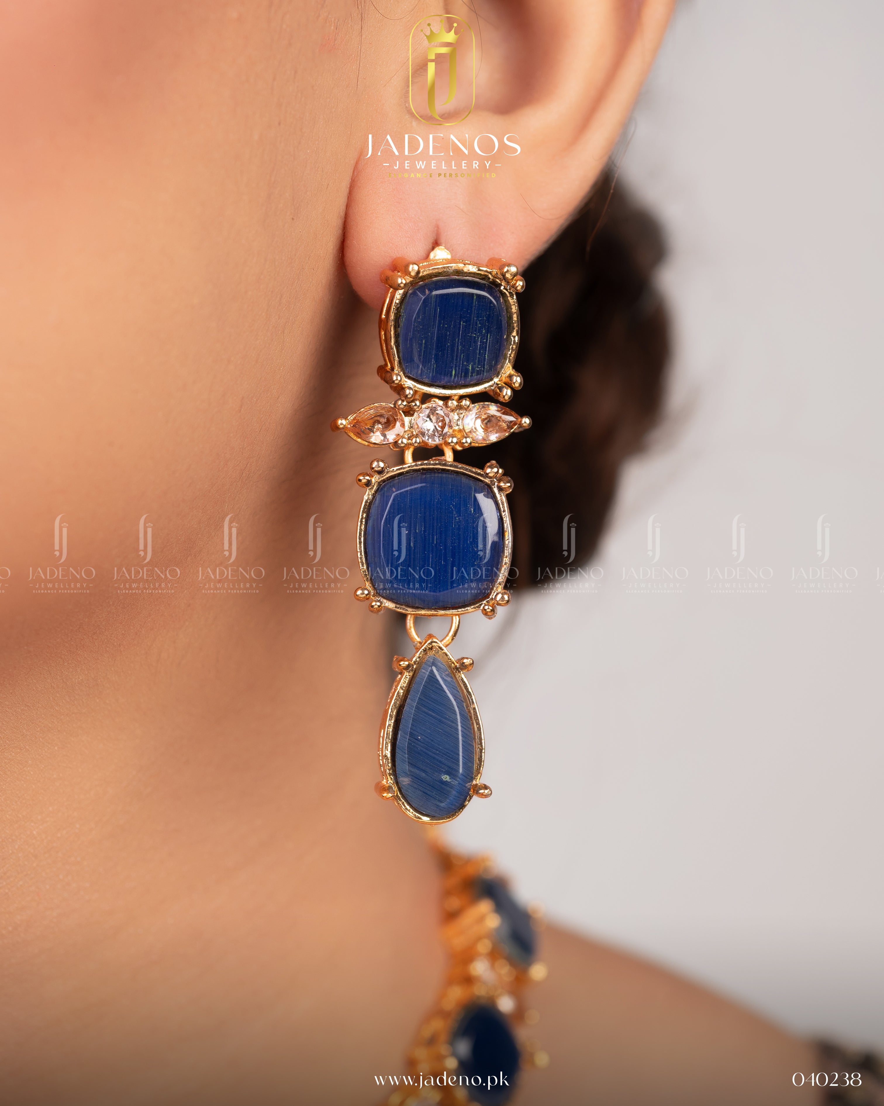 The Golden Blossom Necklace Set with Tika