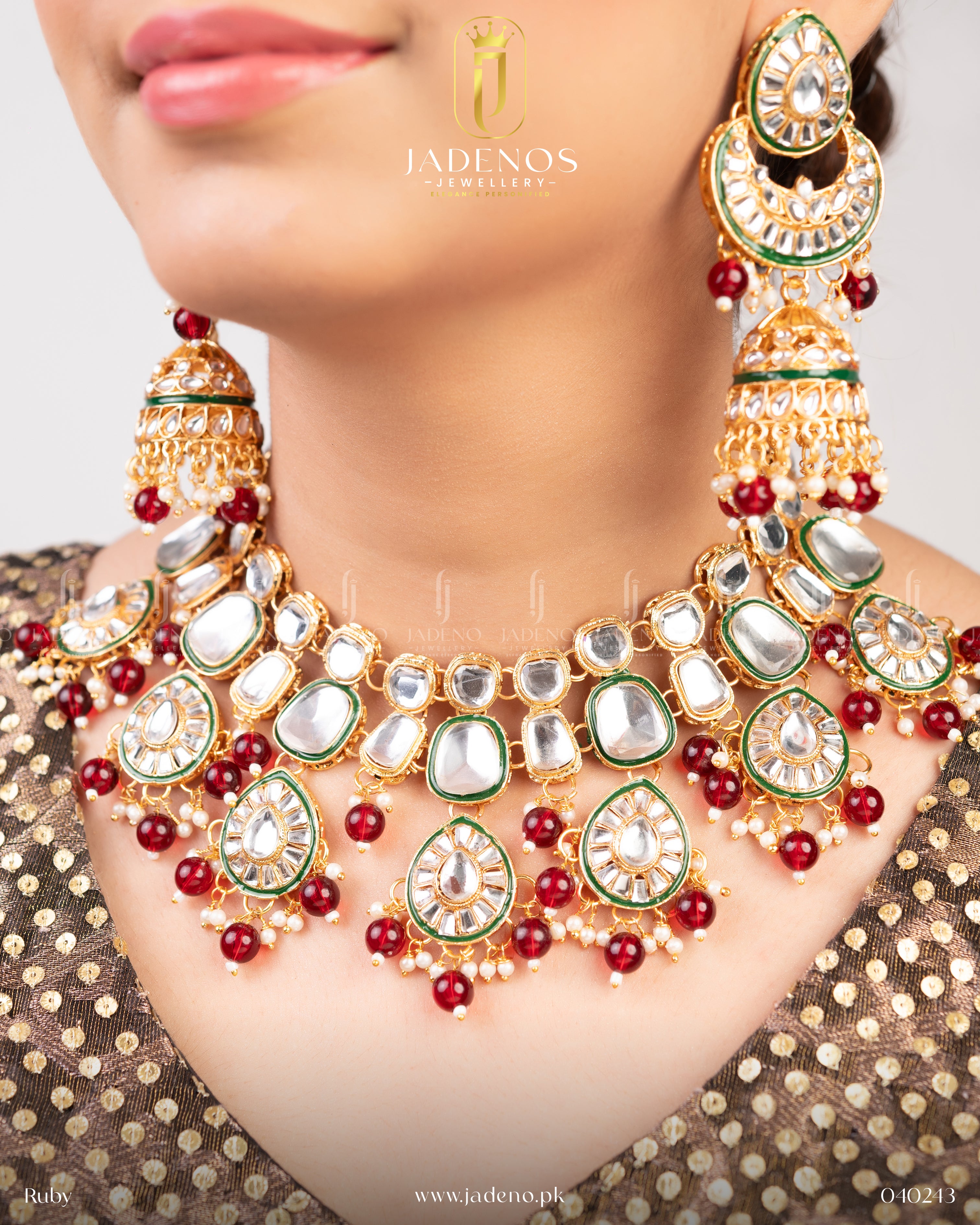 Pure Indian Kundan Noor e Taj Set with Tika