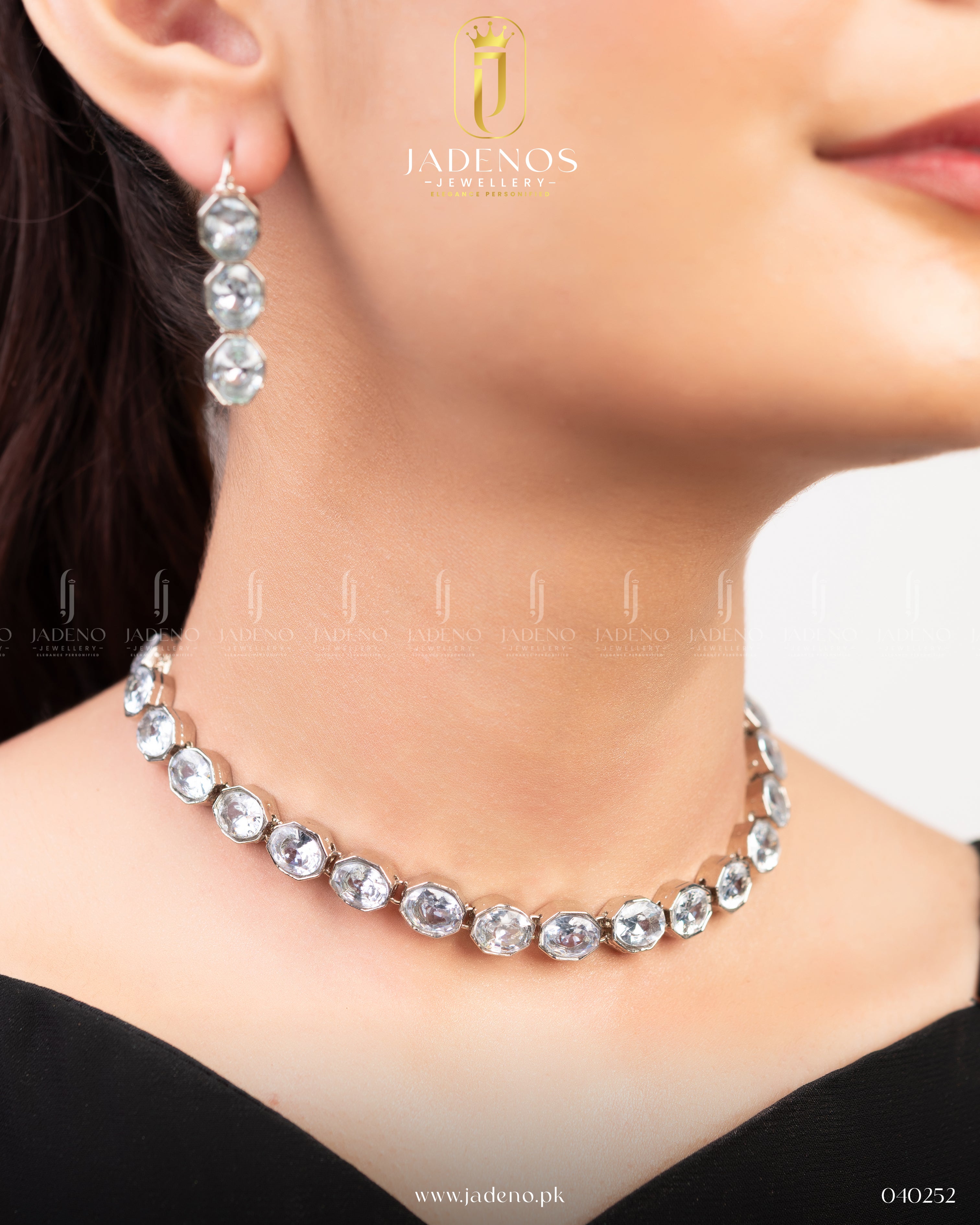 Noor Radiance Sleek Necklace-Silver