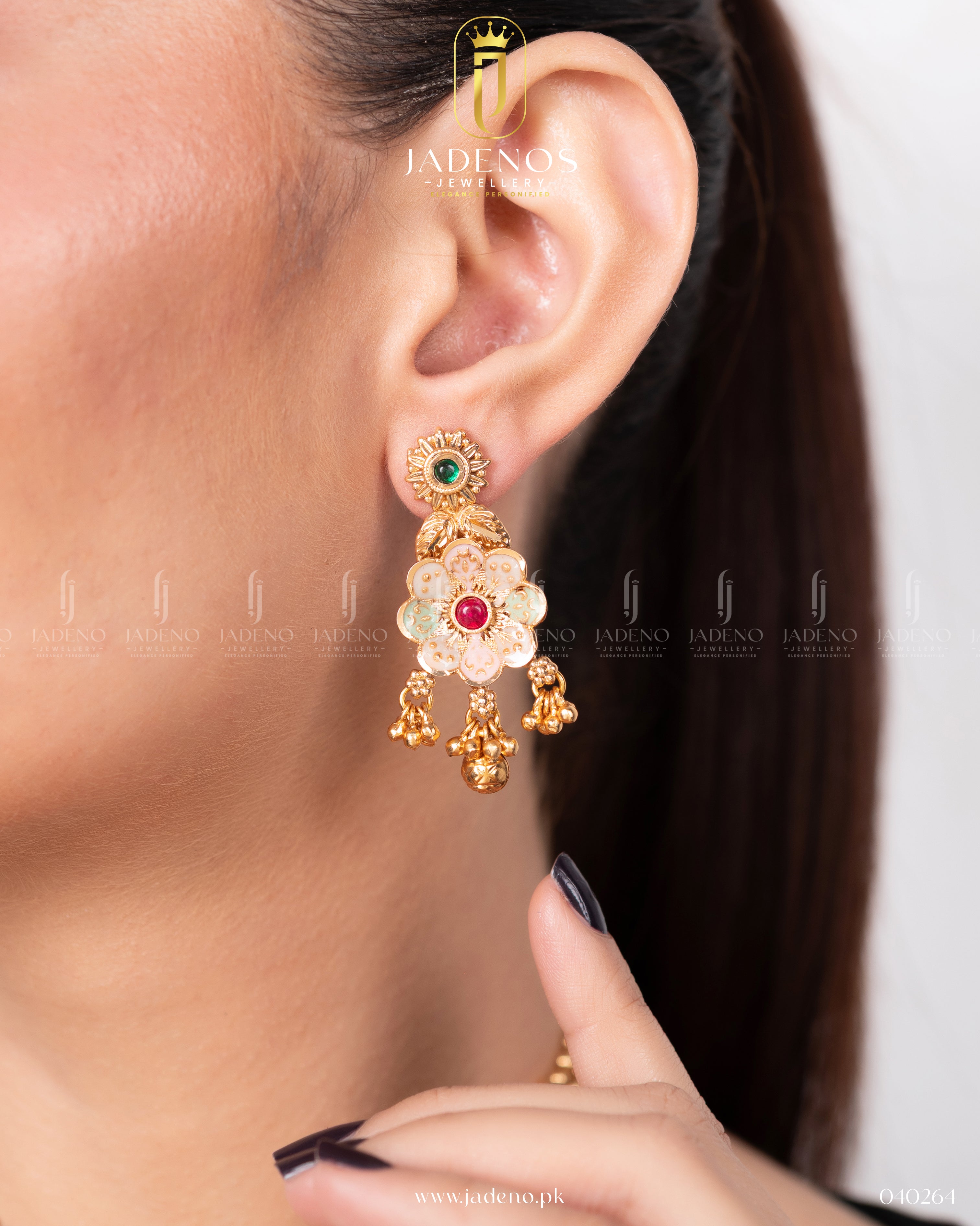 Pure India Exclusive Petal Gold Look a Like Set