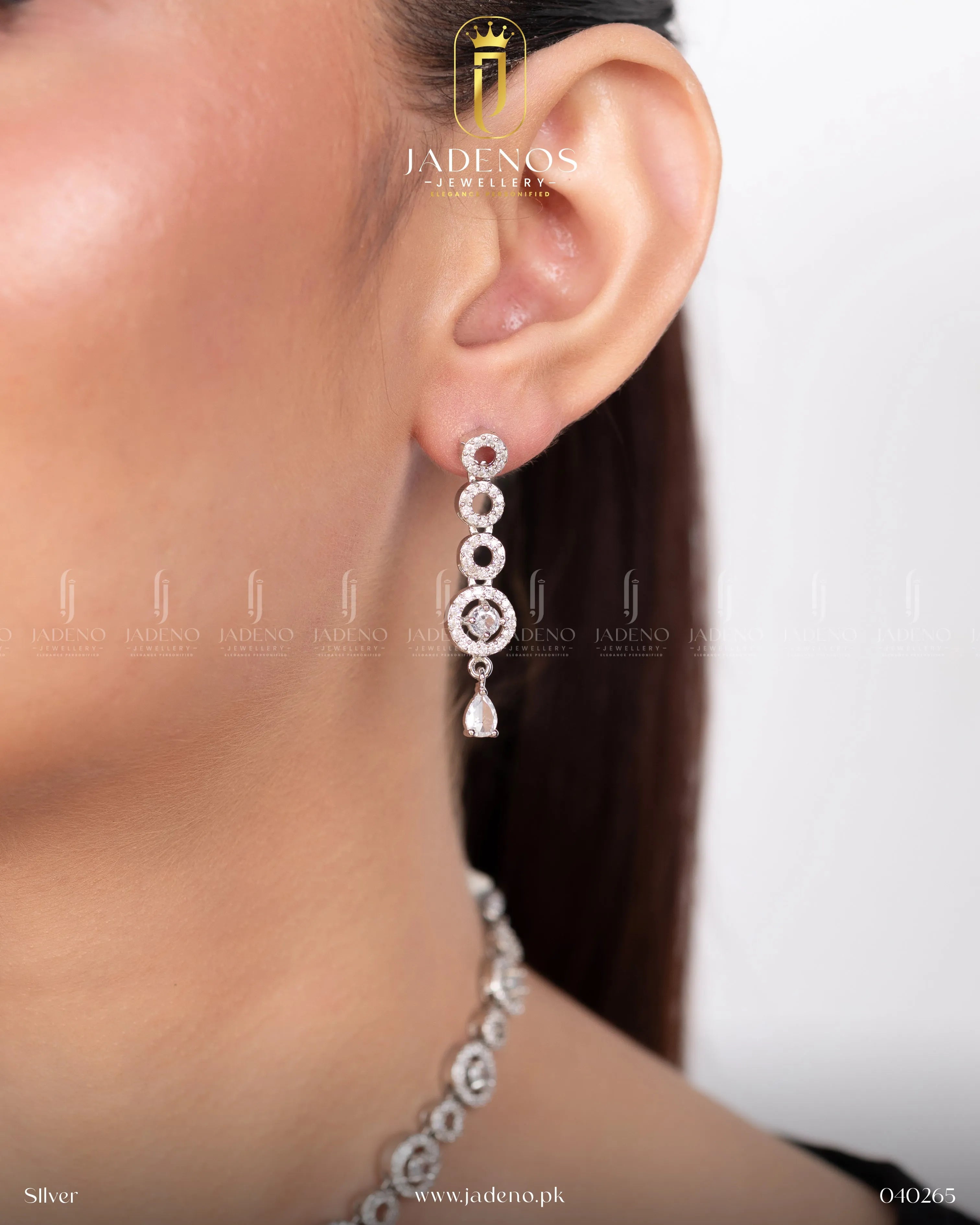 Designer's Crafted AD Bloom Luxe Set