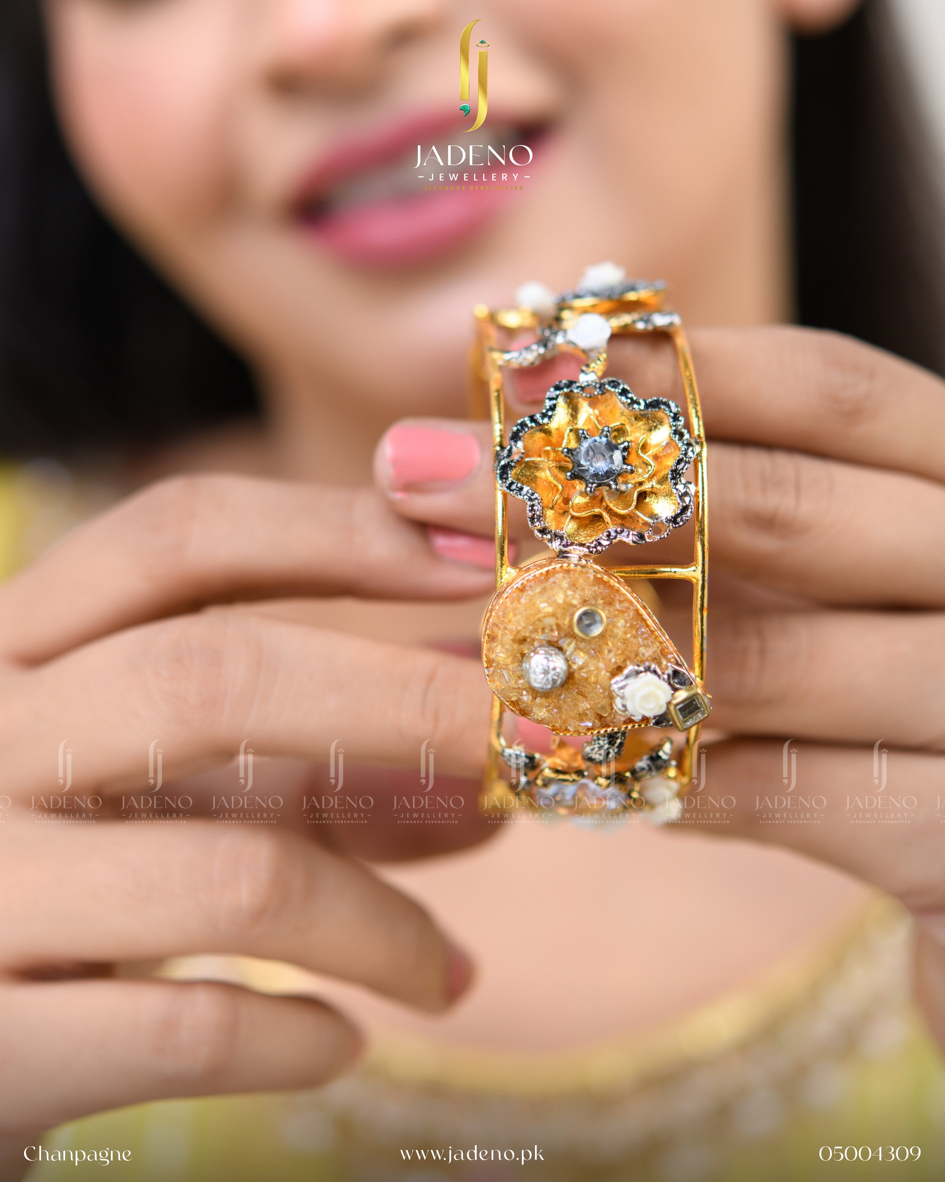 Buy Stylish Handmade Crush Bangle Online in Pakistan | Jadeno Jewellery