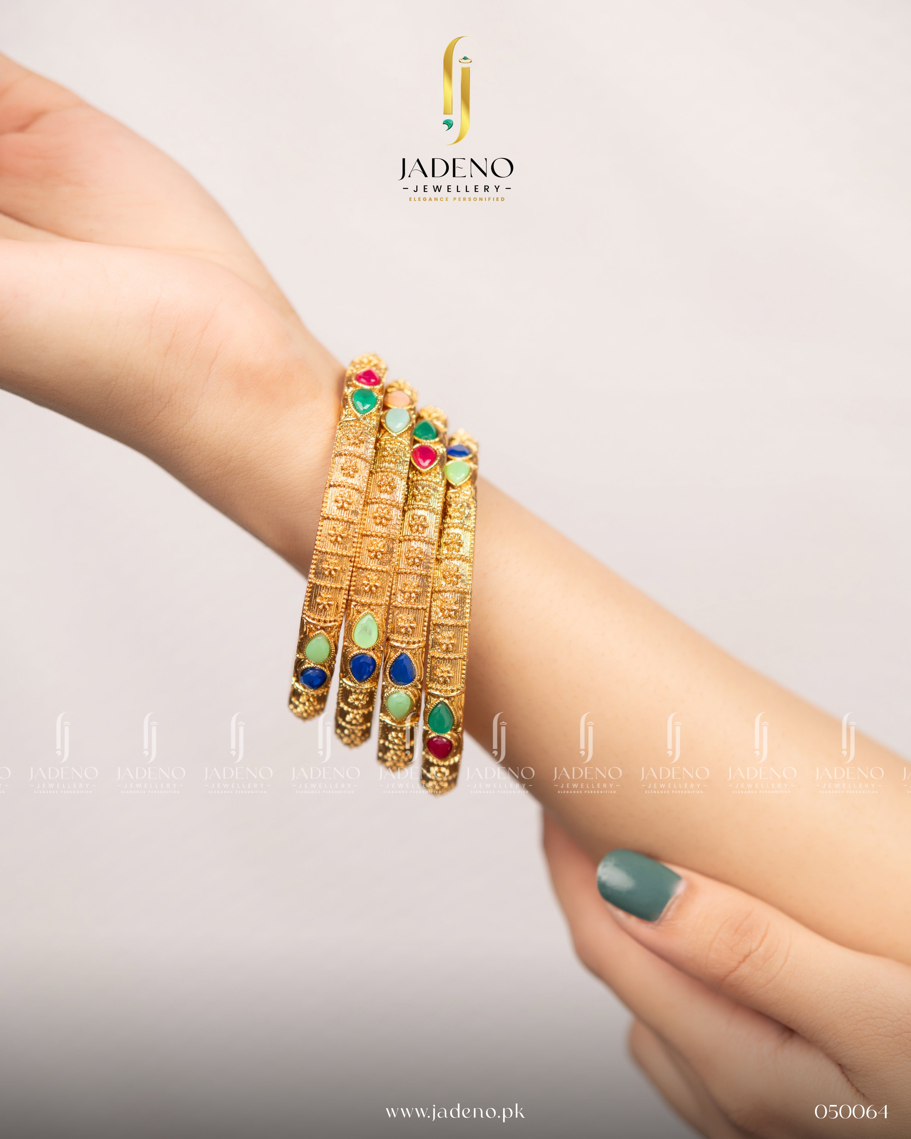 High Quality Gold Polished Akash Bangles