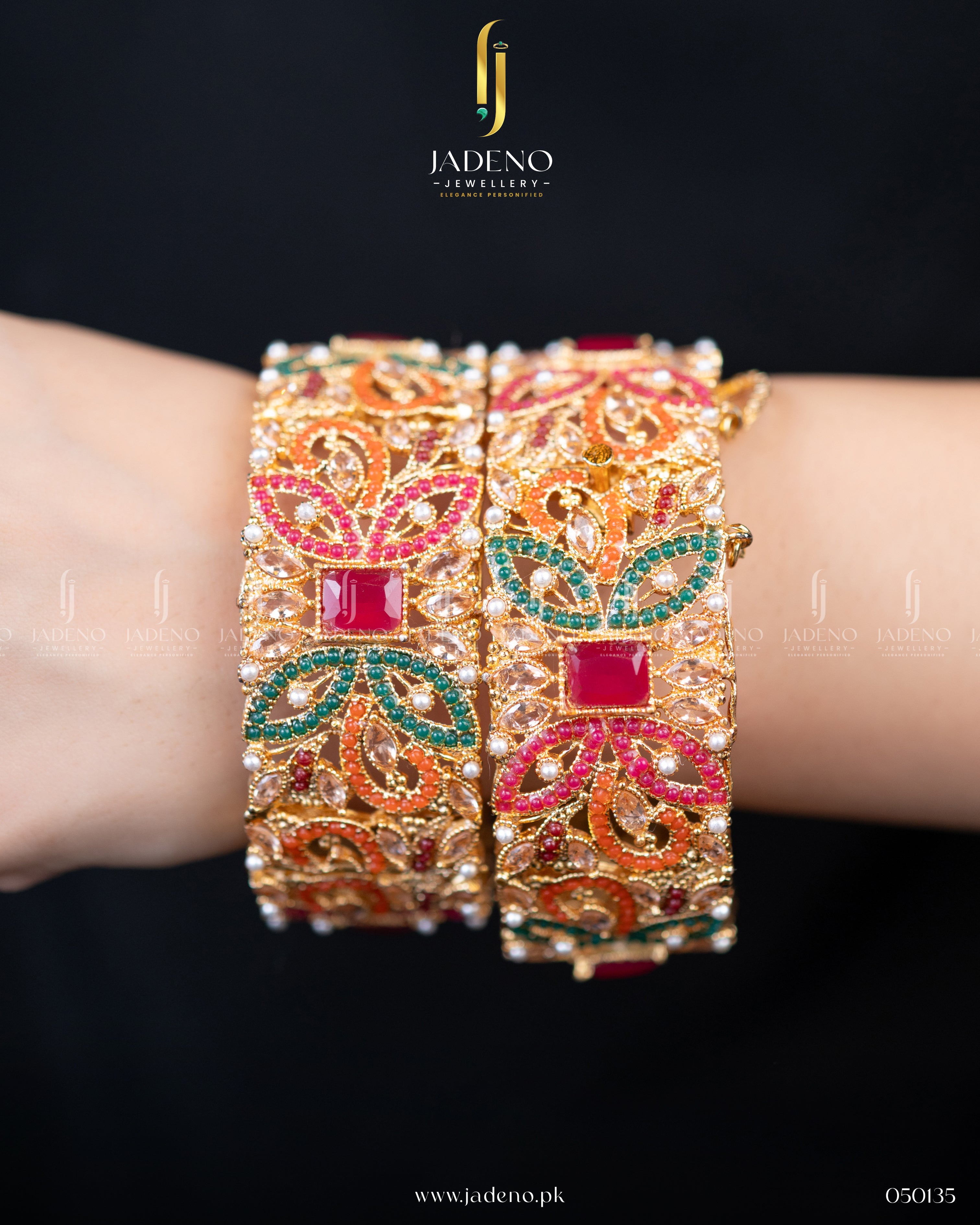 The Manasa Jarao Openable Bangles