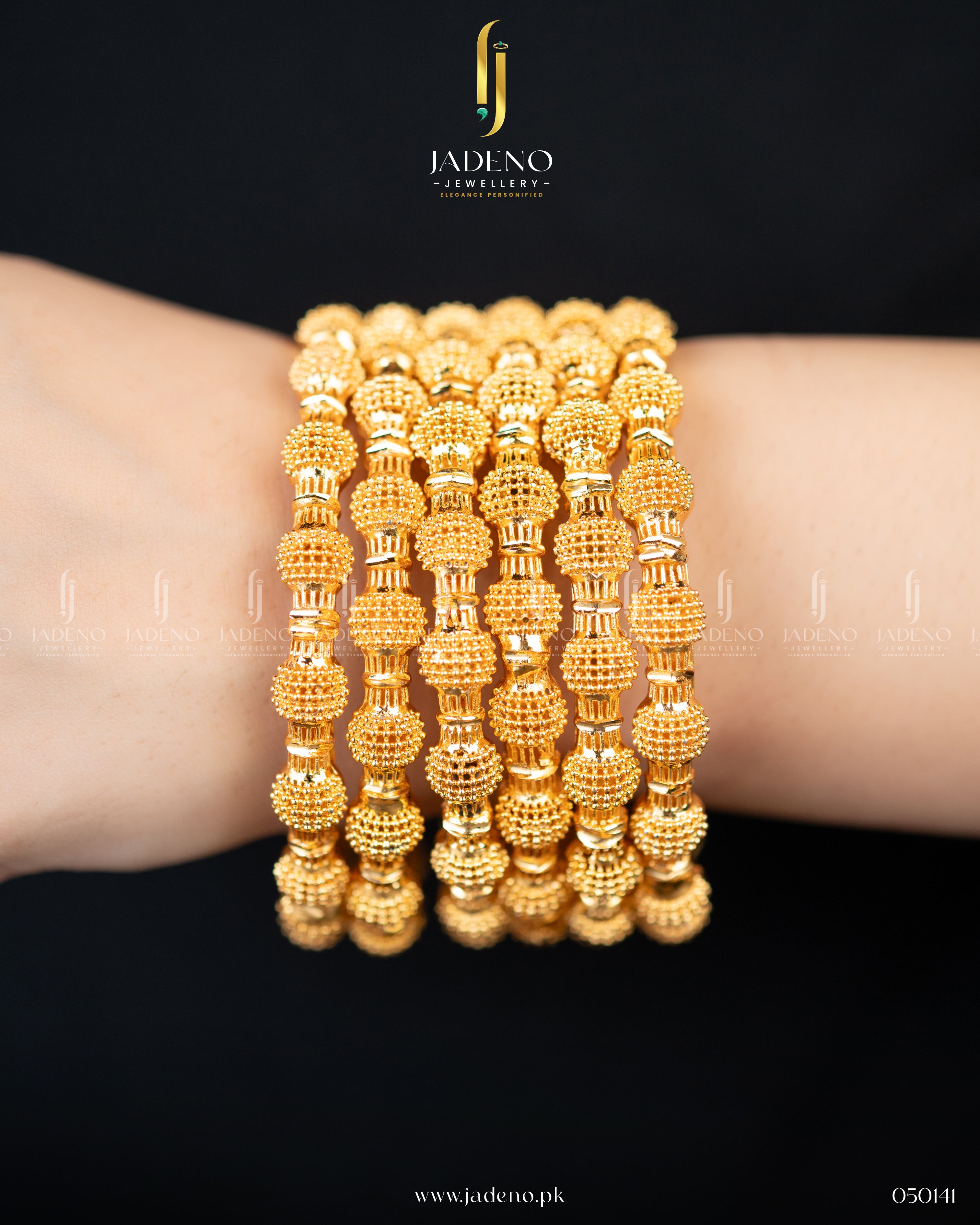 The Oro Bangles- 6 Pieces