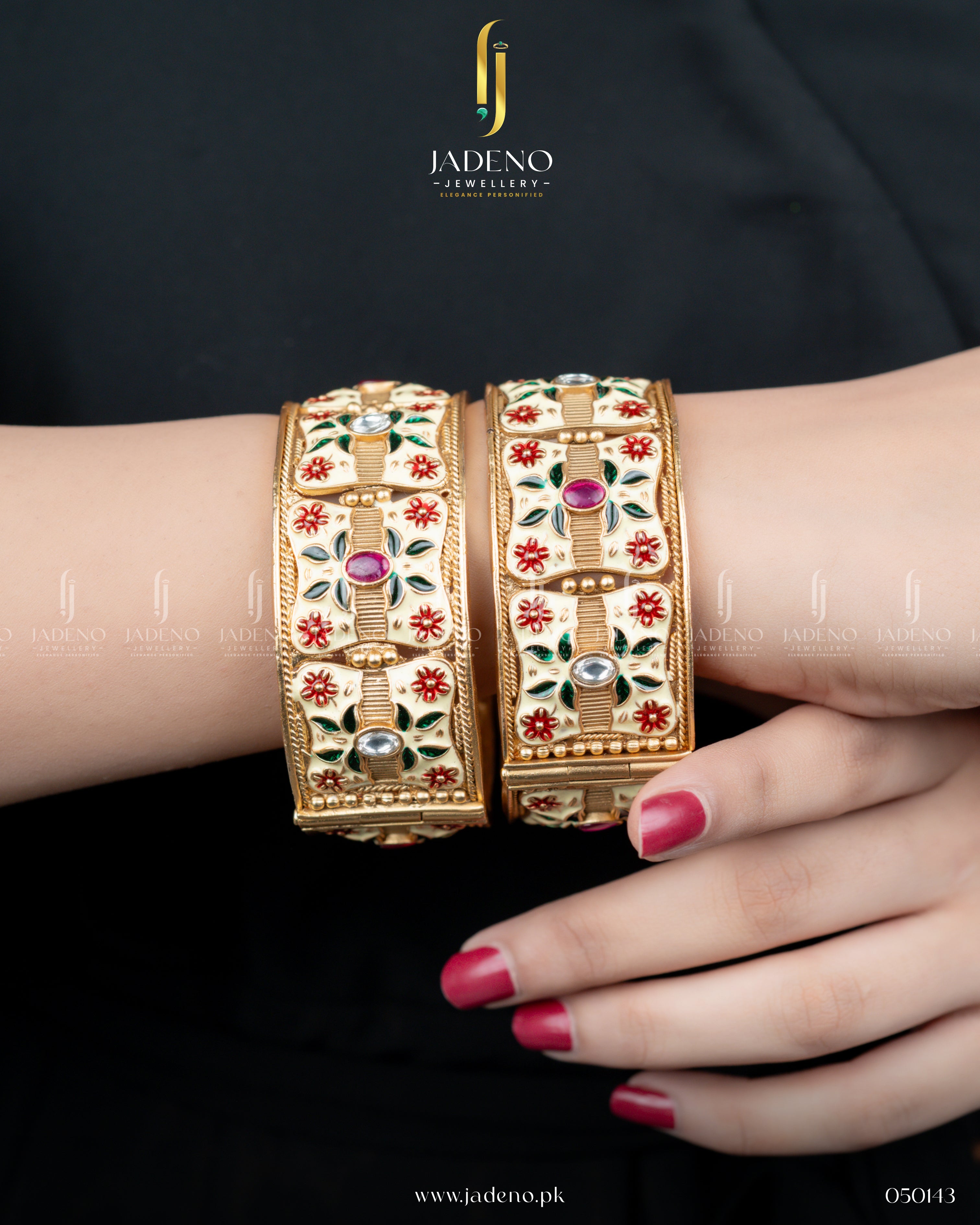 Pure Indian Royal Aahana Openable Bangles