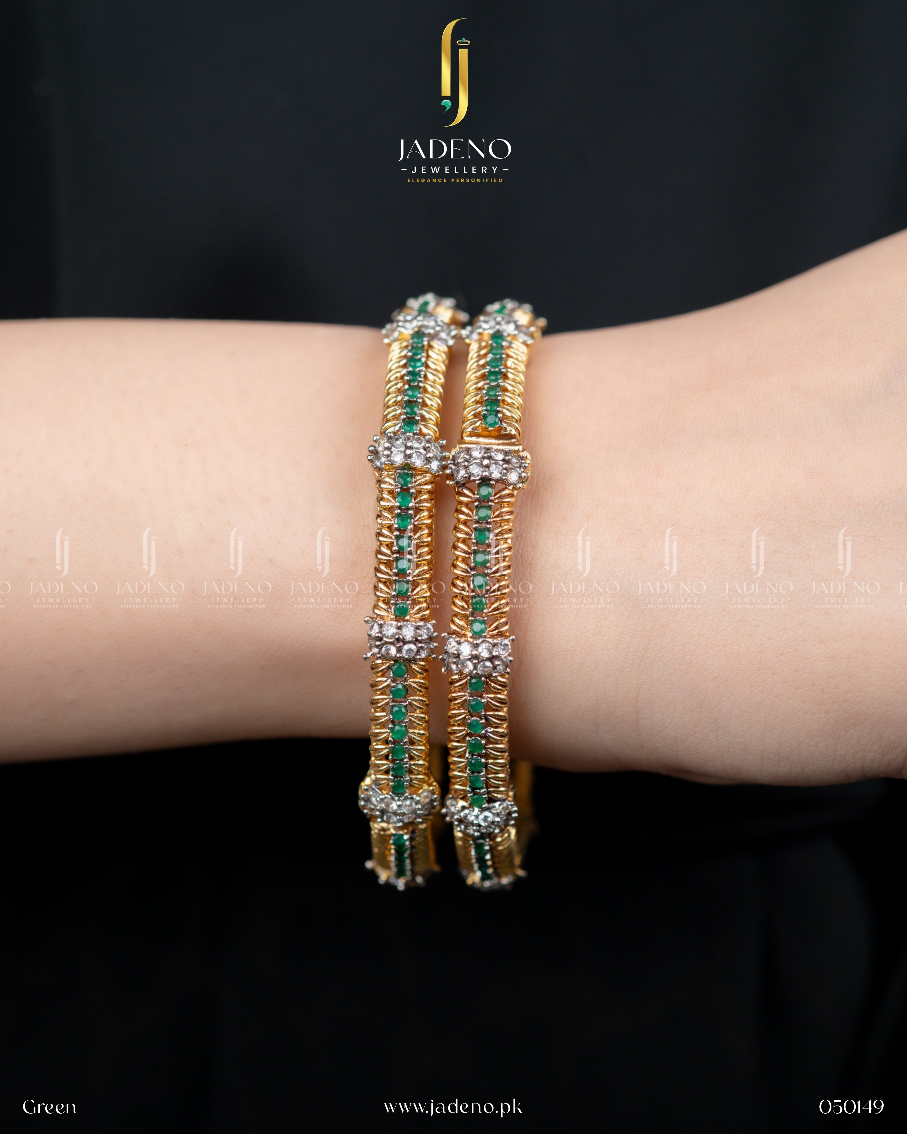 The Glittery Zarnish Bangles