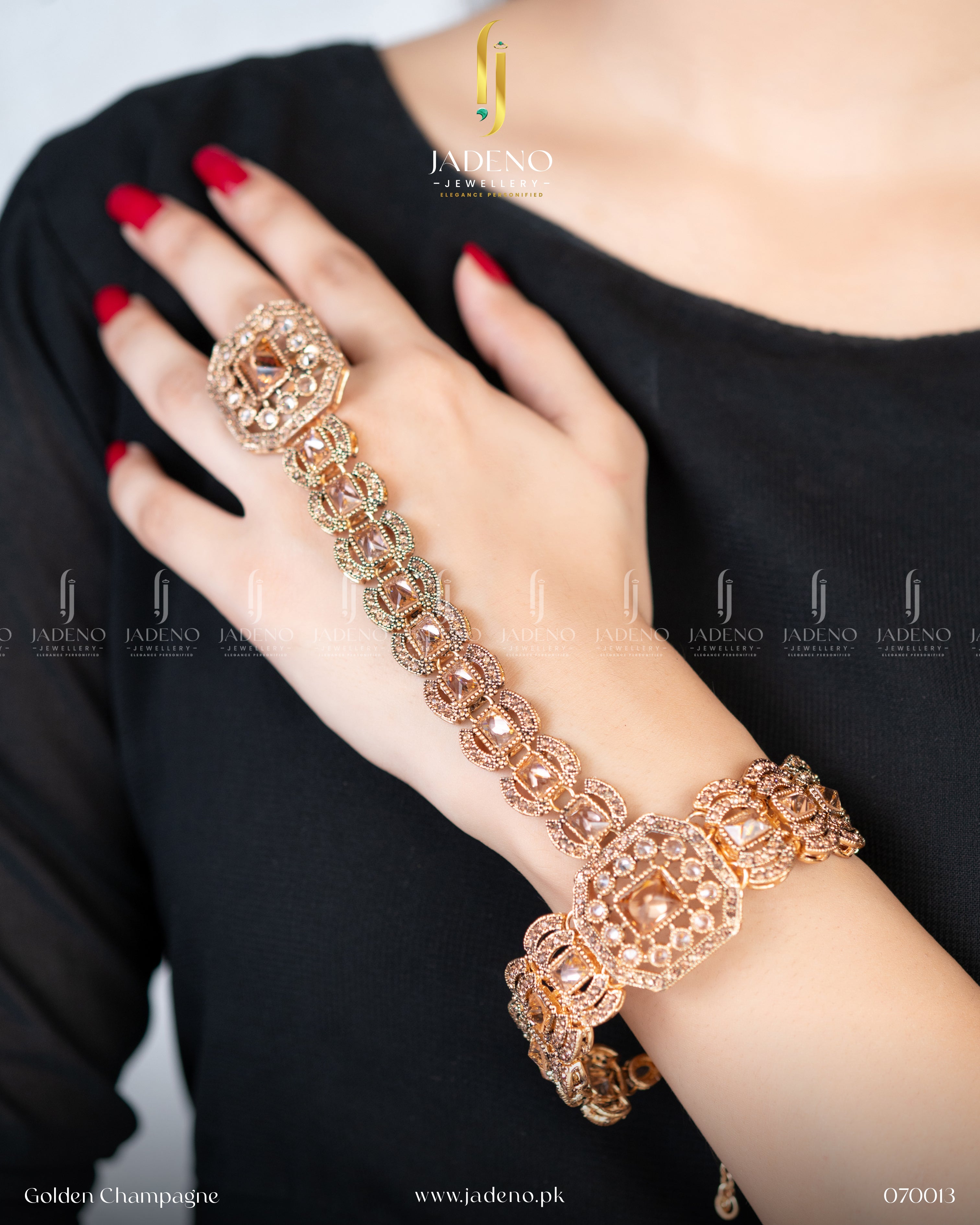 The Sonali Glam Anja