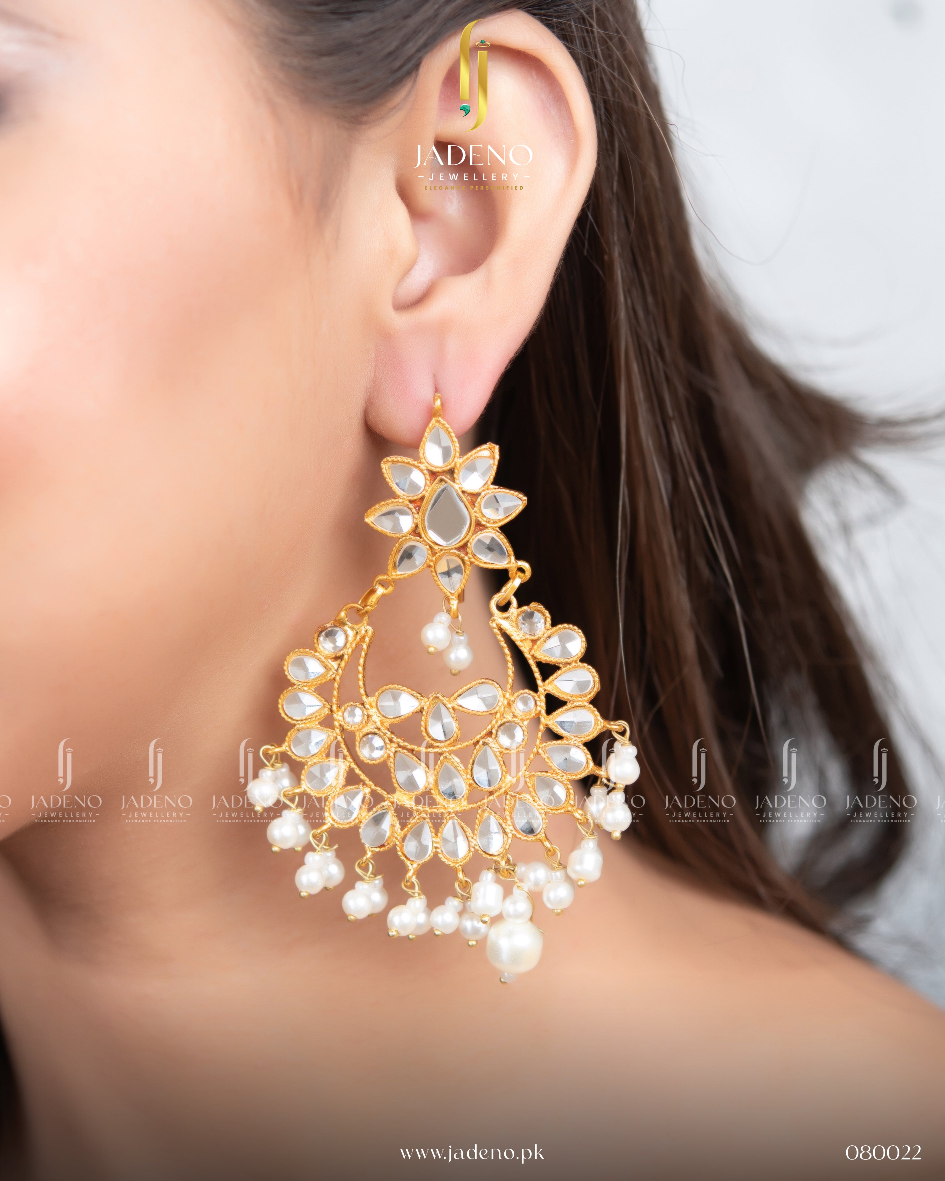 Traditional Sheesh Kundan Chand Baali Earrings with Tika