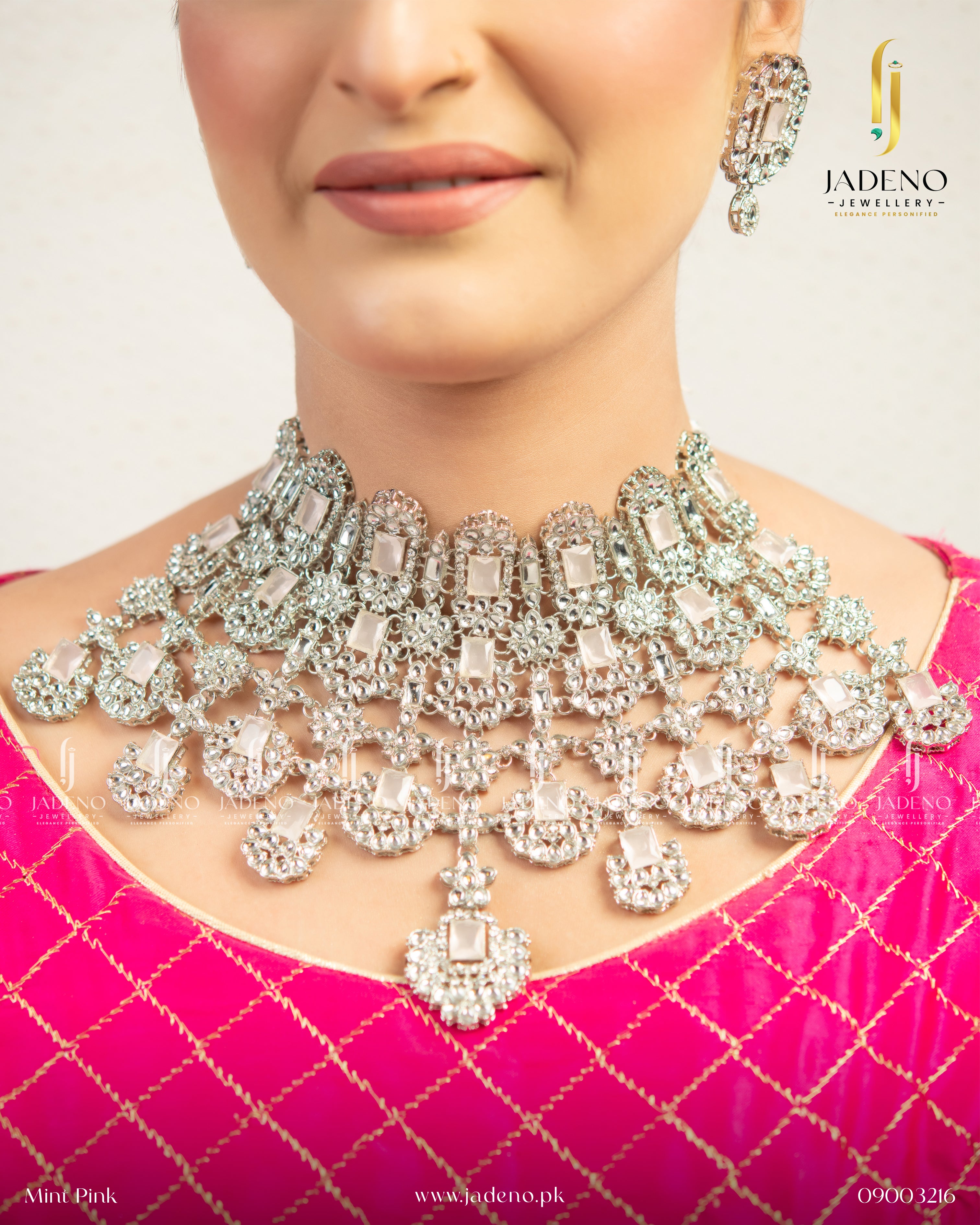 In-Demand Kiara Advani Inspired Bridal Set