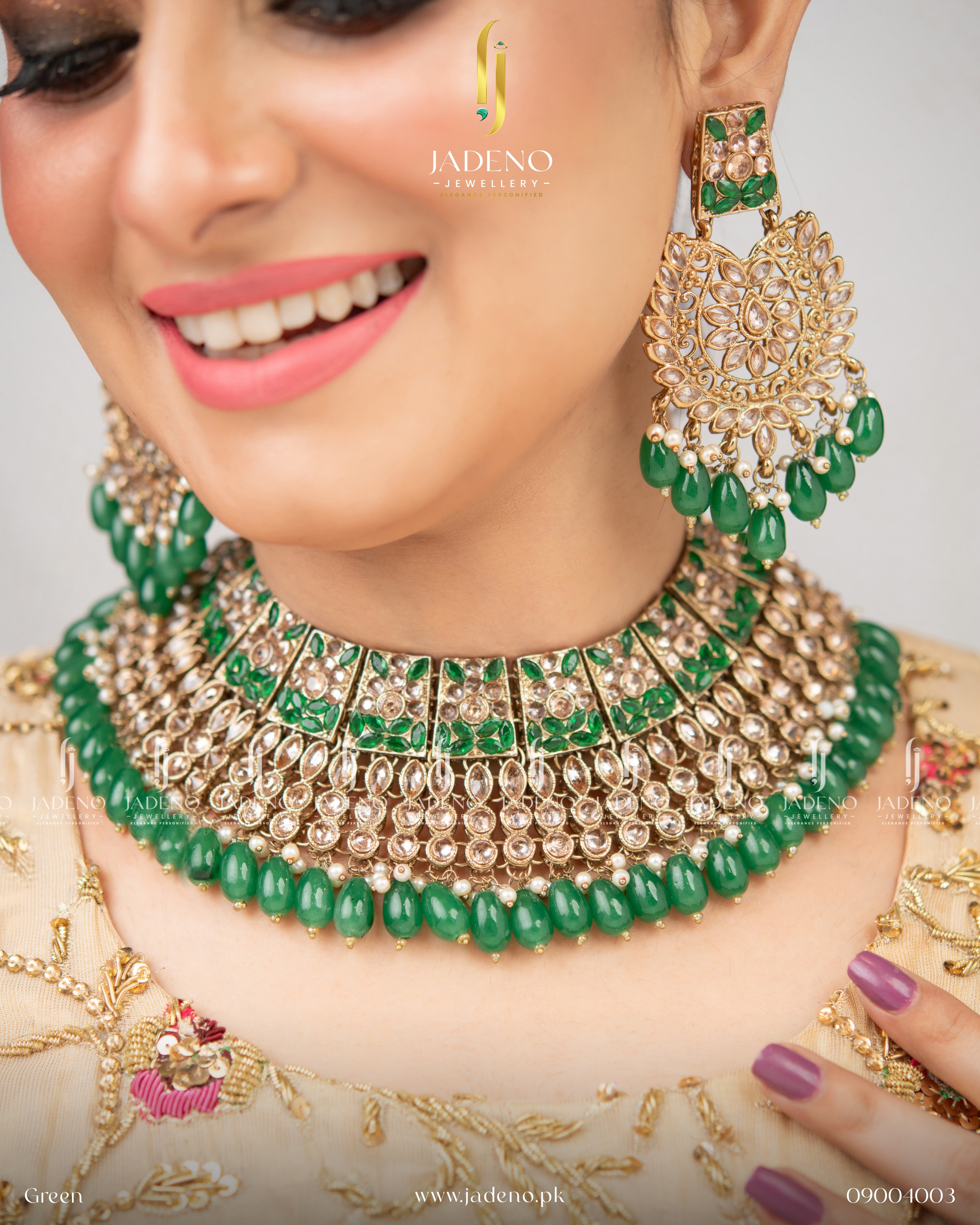 Beautiful Vintage Style Kundan Kari Set