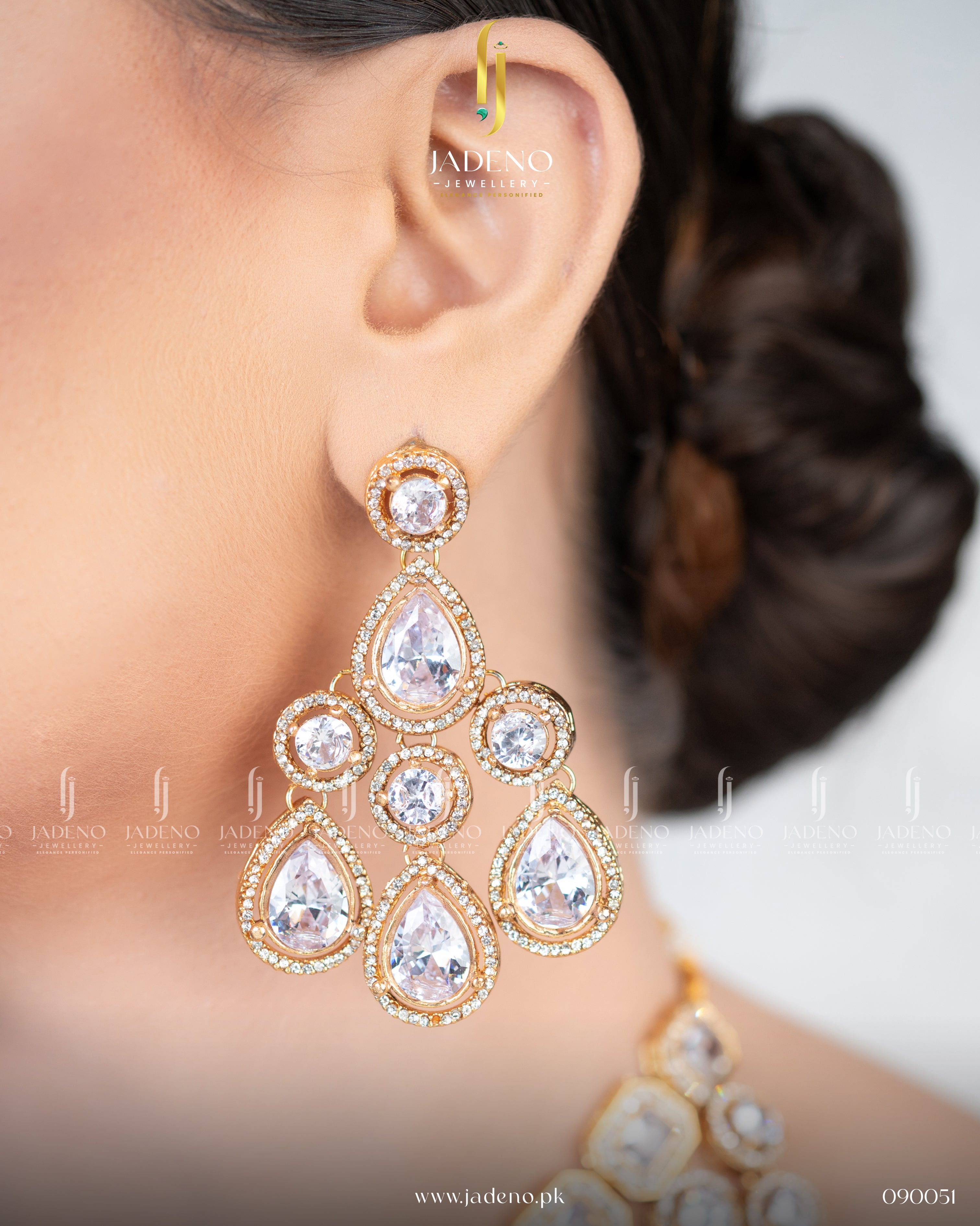 The Bellissimo Necklace Set with Tika