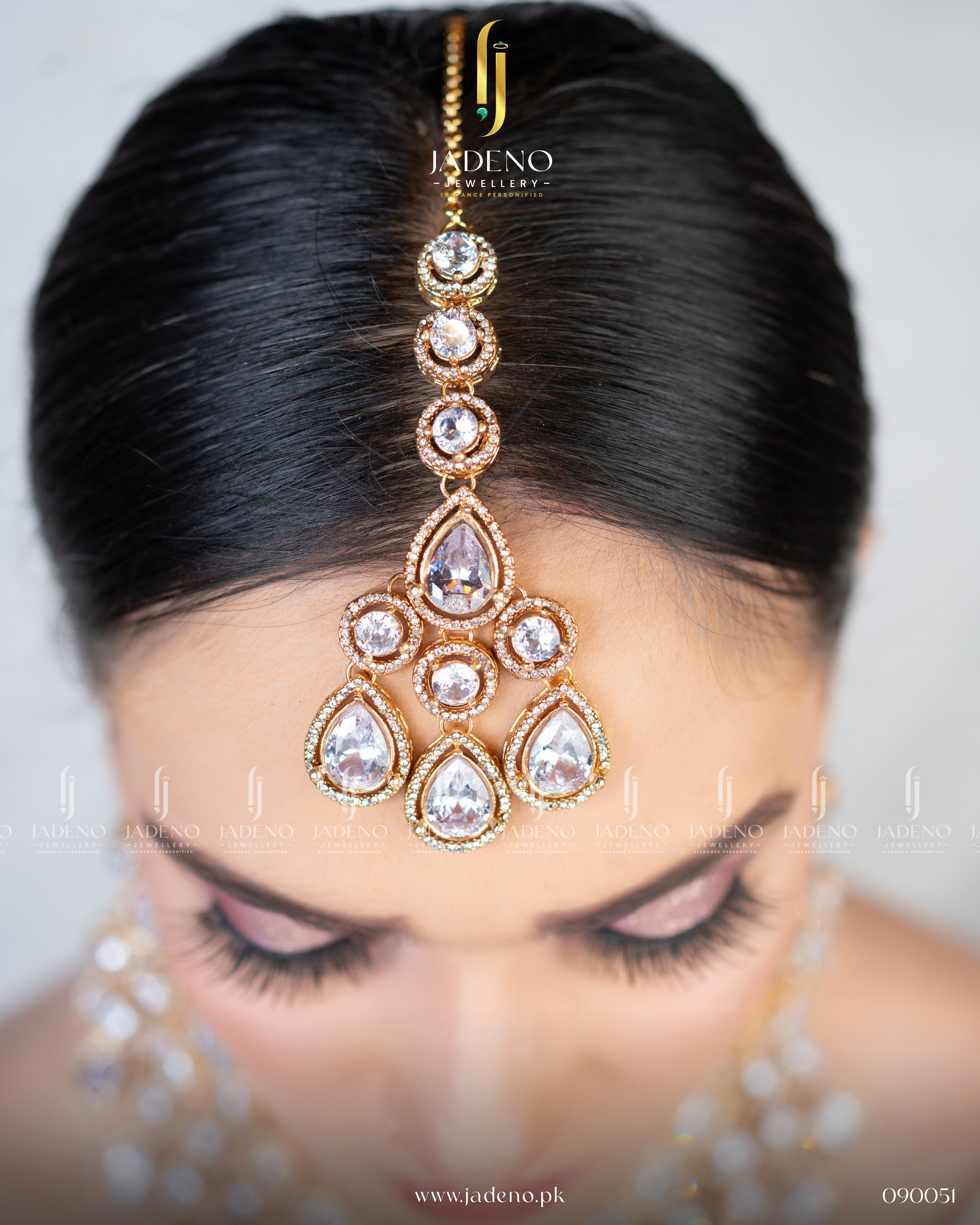 The Bellissimo Necklace Set with Tika