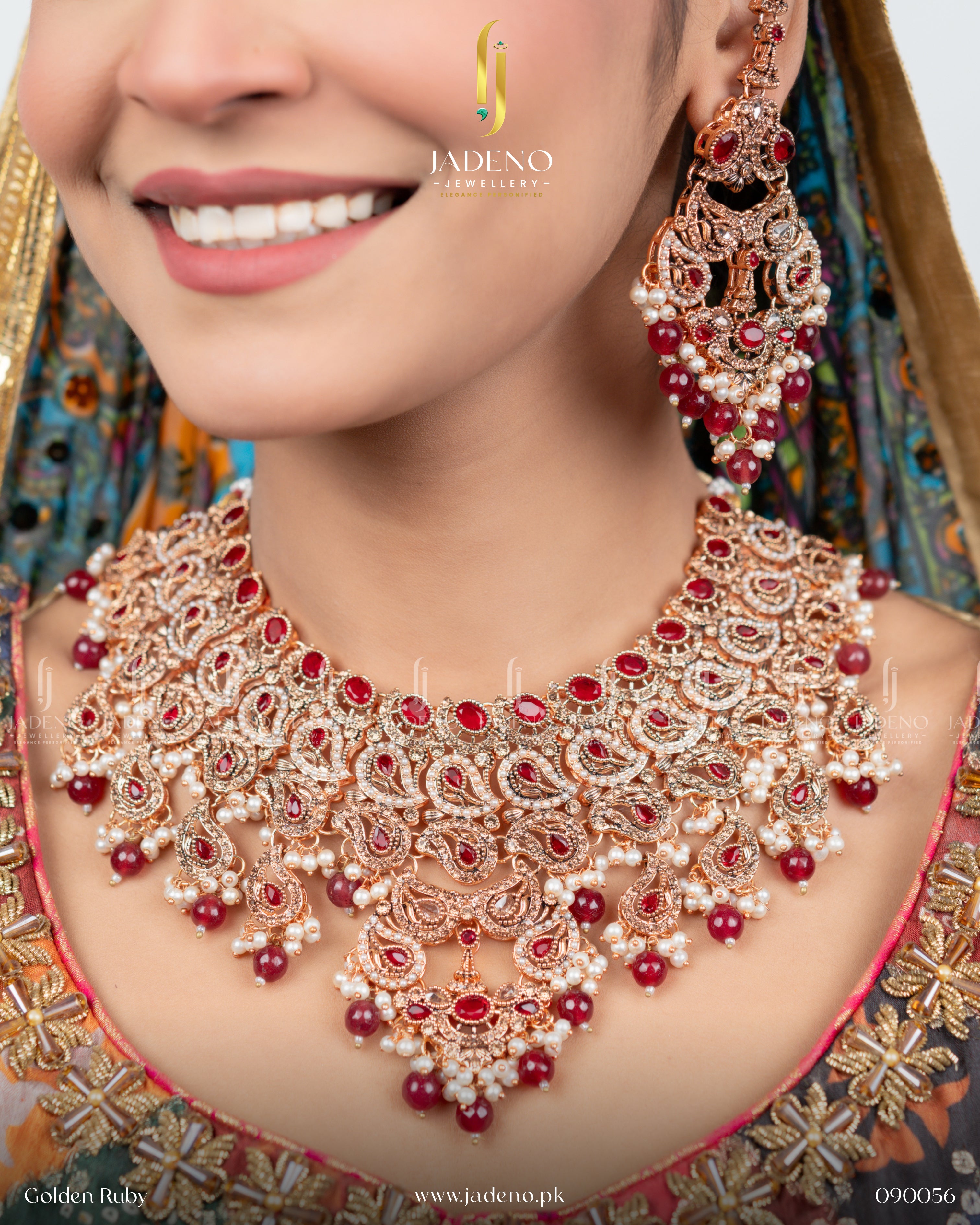 Pure Aakarshak Bridal Set