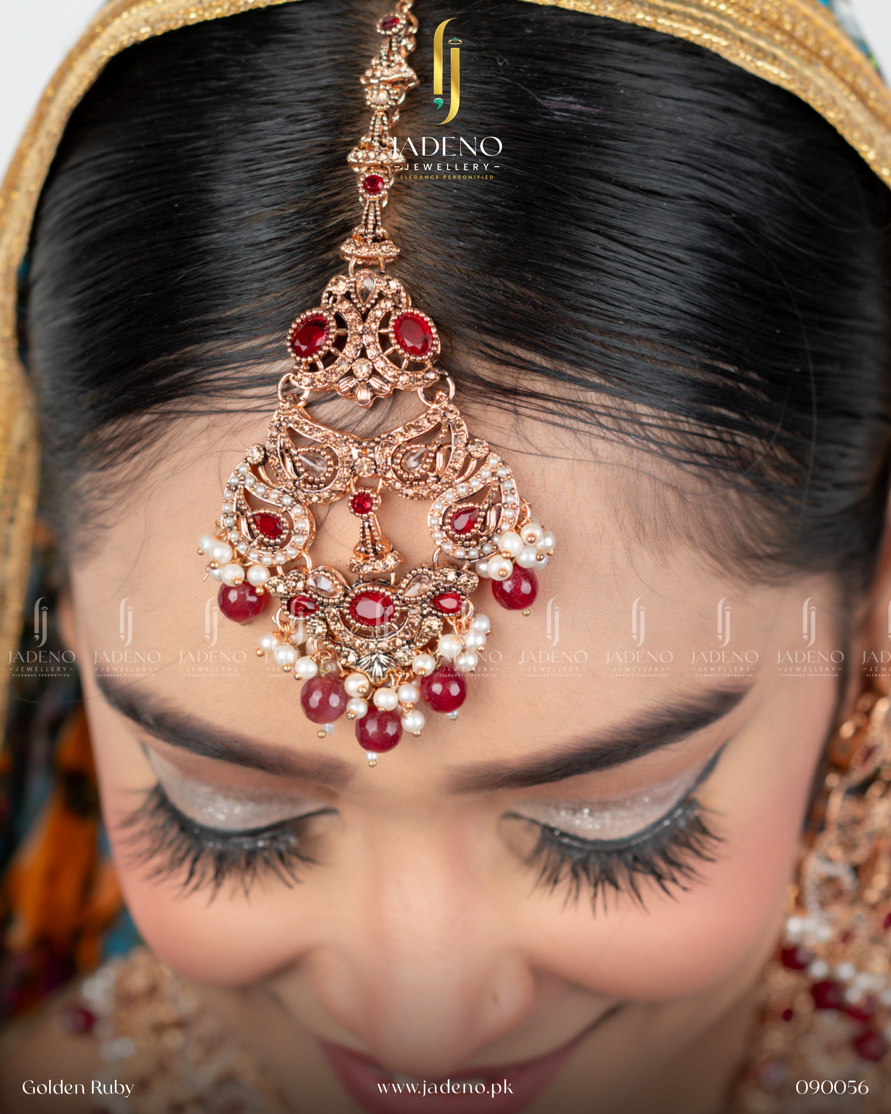 Pure Aakarshak Bridal Set